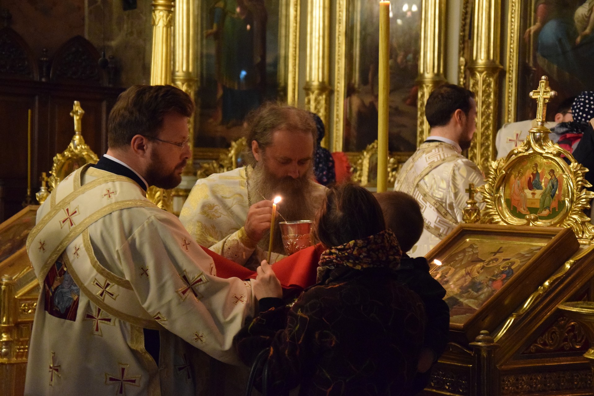 Mitropolitul Hierotheos Vlachos, la Iași: „Dumnezeu locuiește în inimile prietenilor Săi”