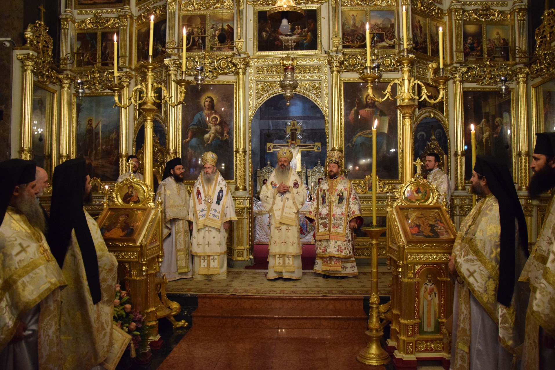 Mitropolitul Hierotheos Vlachos, la Iași: „Dumnezeu locuiește în inimile prietenilor Săi”