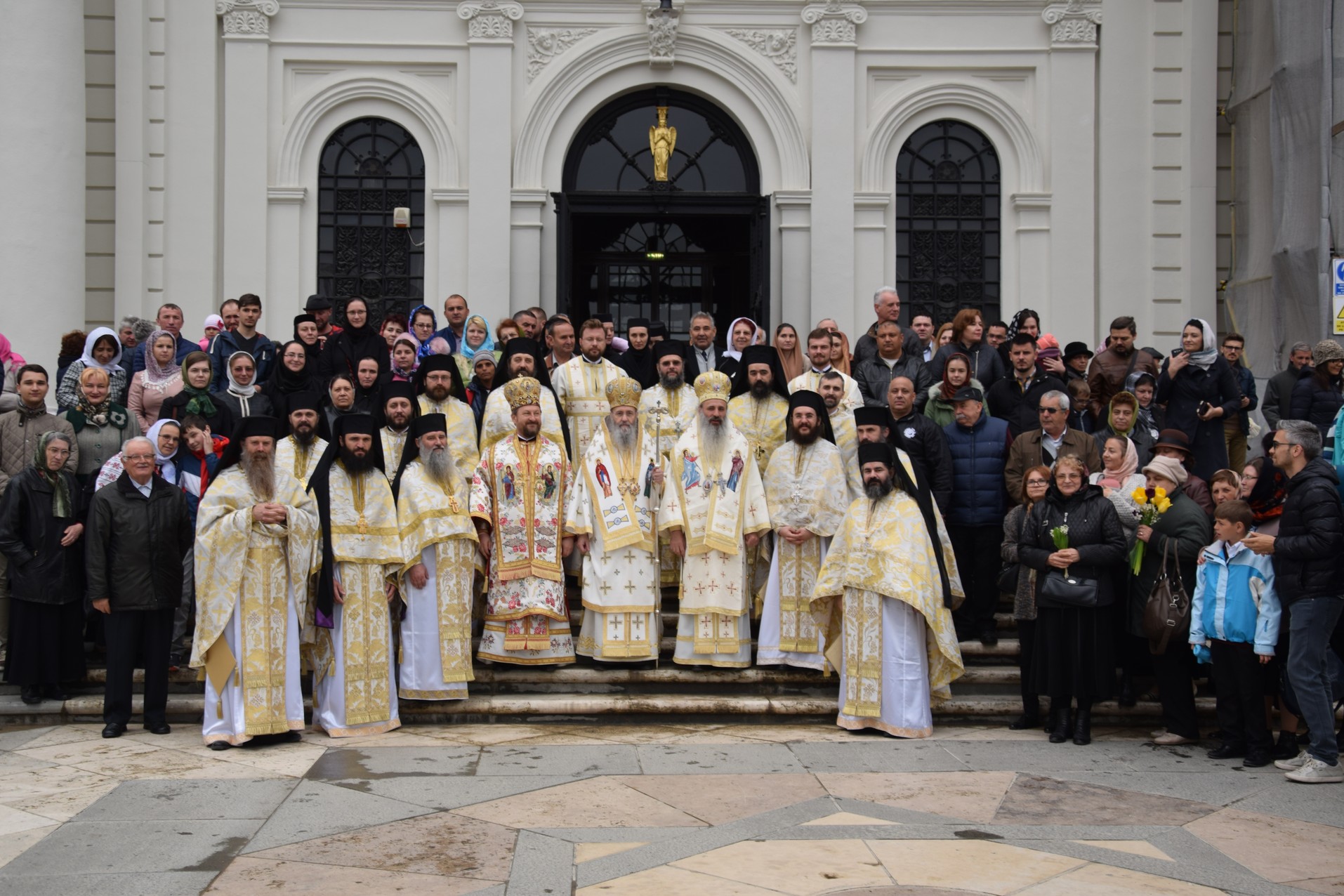 Mitropolitul Hierotheos Vlachos, la Iași: „Dumnezeu locuiește în inimile prietenilor Săi”