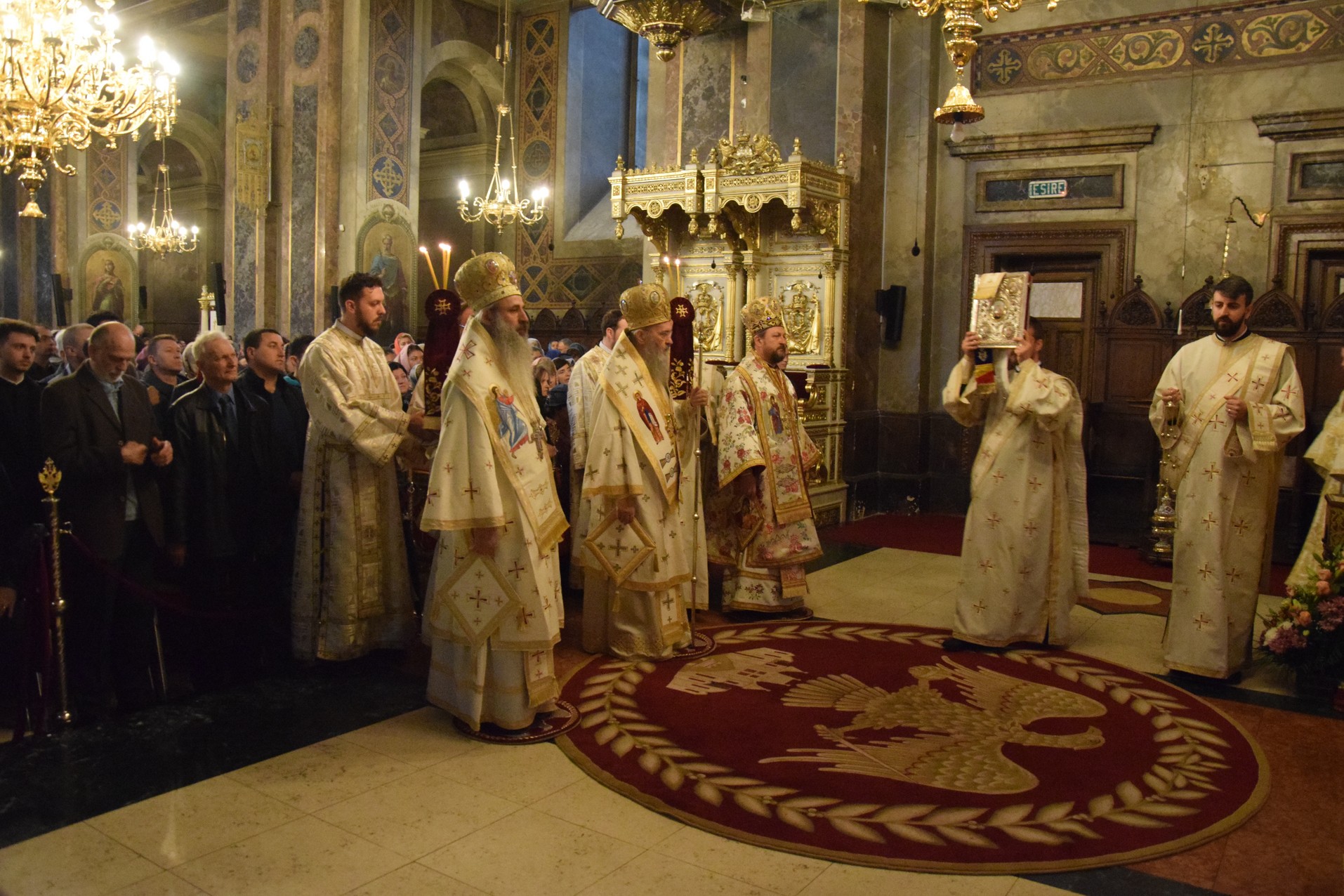 Mitropolitul Hierotheos Vlachos, la Iași: „Dumnezeu locuiește în inimile prietenilor Săi”