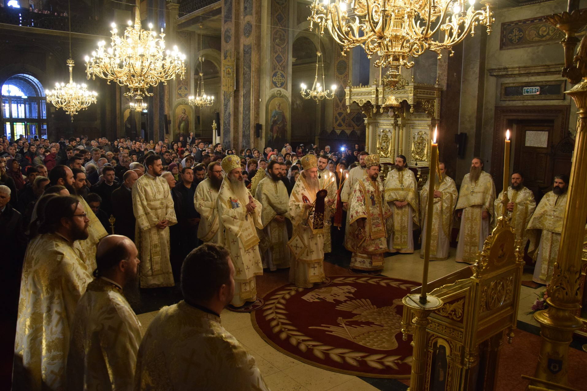 Mitropolitul Hierotheos Vlachos, la Iași: „Dumnezeu locuiește în inimile prietenilor Săi”