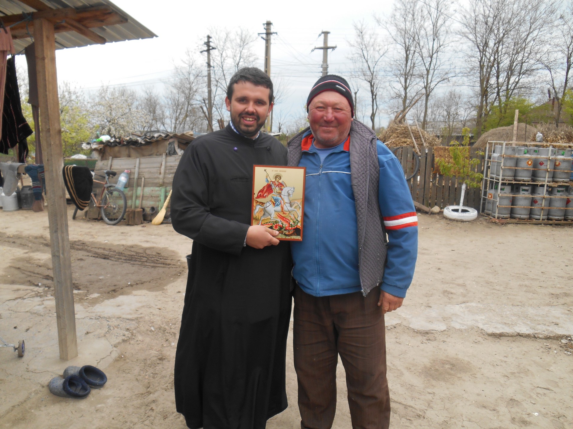 Proiect misionar-filantropic „Dincolo de cuvinte”, în Parohiile Chișcăreni și Satu Nou