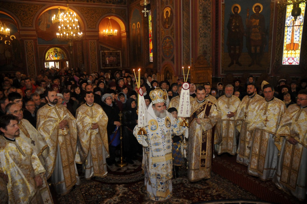 Foto: Liviu Maftei Pelerinaje în două biserici închinate Sfântului Gheorghe