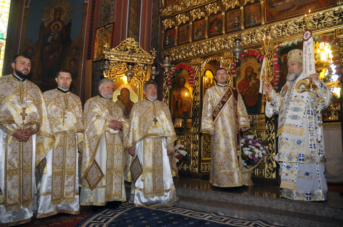 Foto: Liviu Maftei Pelerinaje în două biserici închinate Sfântului Gheorghe