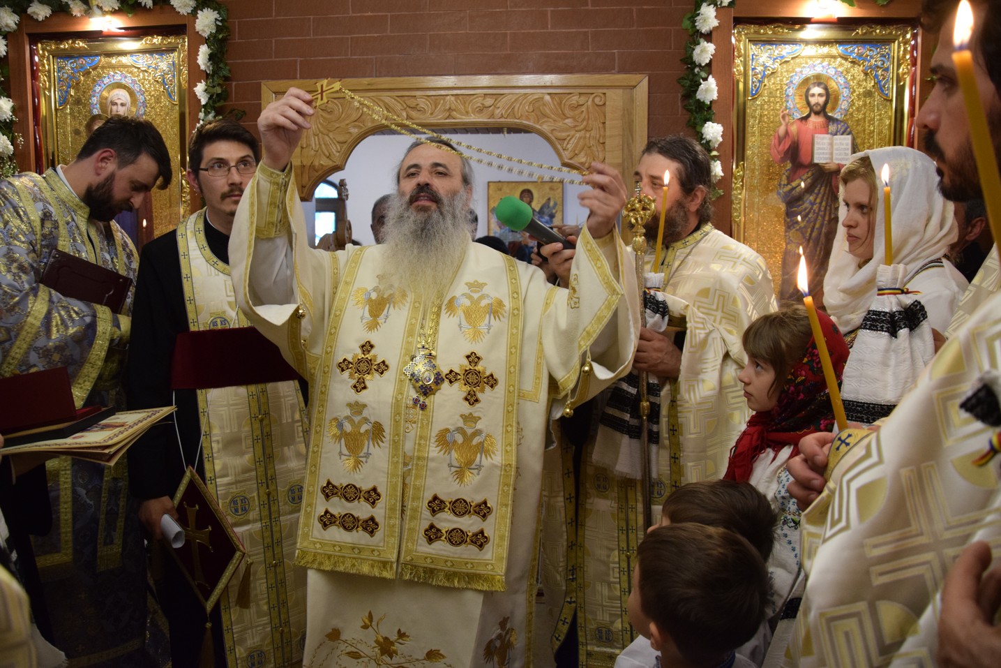 Biserica Spitalului „Dr. C. I. Parhon“ din Iaşi a fost sfinţită de IPS Mitropolit Teofan Biserica Spitalului „Dr. C. I. Parhon“ din Iaşi a fost sfinţită de IPS Mitropolit Teofan