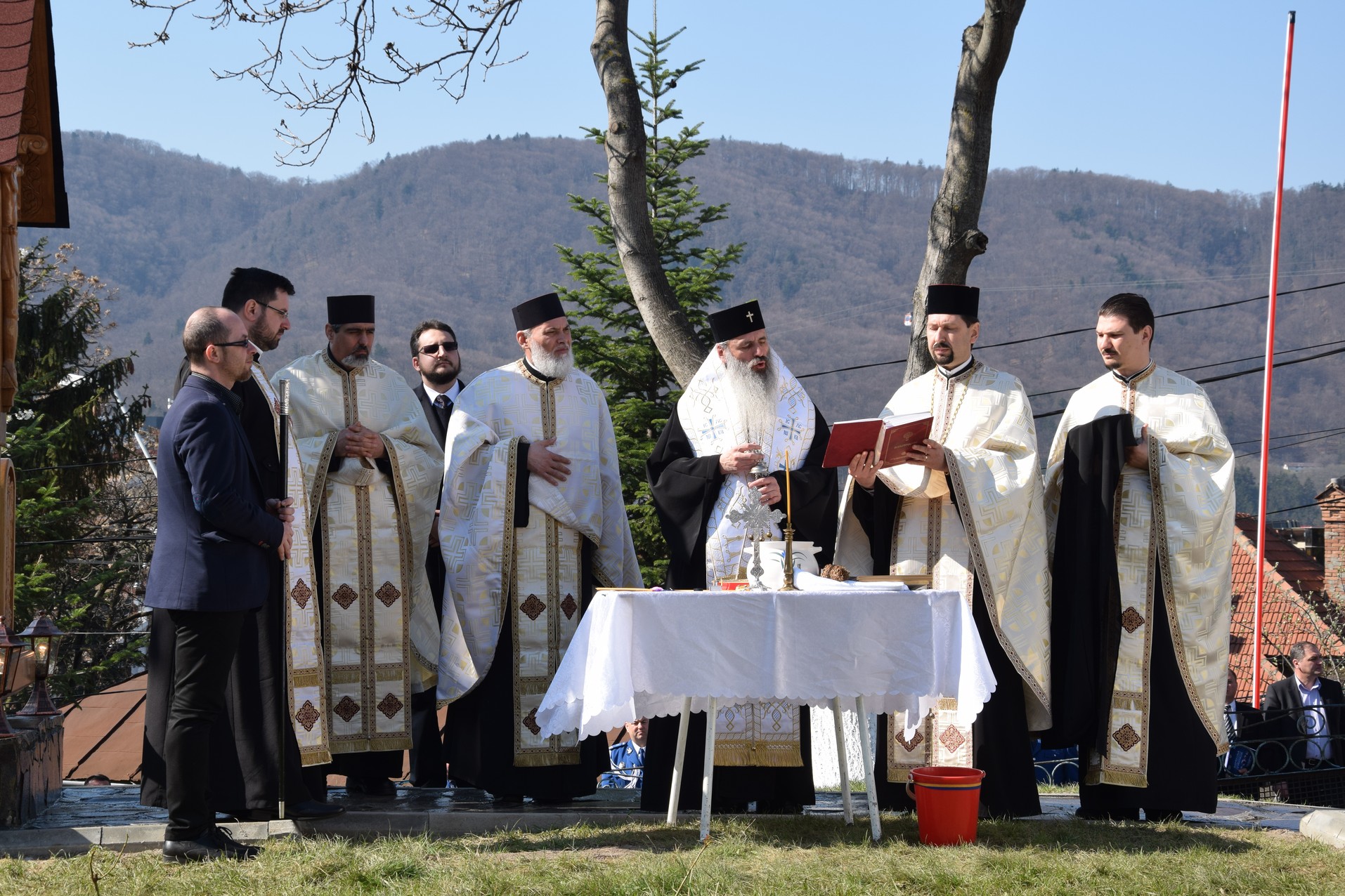Părintele Mitropolit Teofan, prezent la Piatra Neamţ de Ziua Jandarmeriei Române Părintele Mitropolit Teofan, prezent la Piatra Neamţ de Ziua Jandarmeriei Române