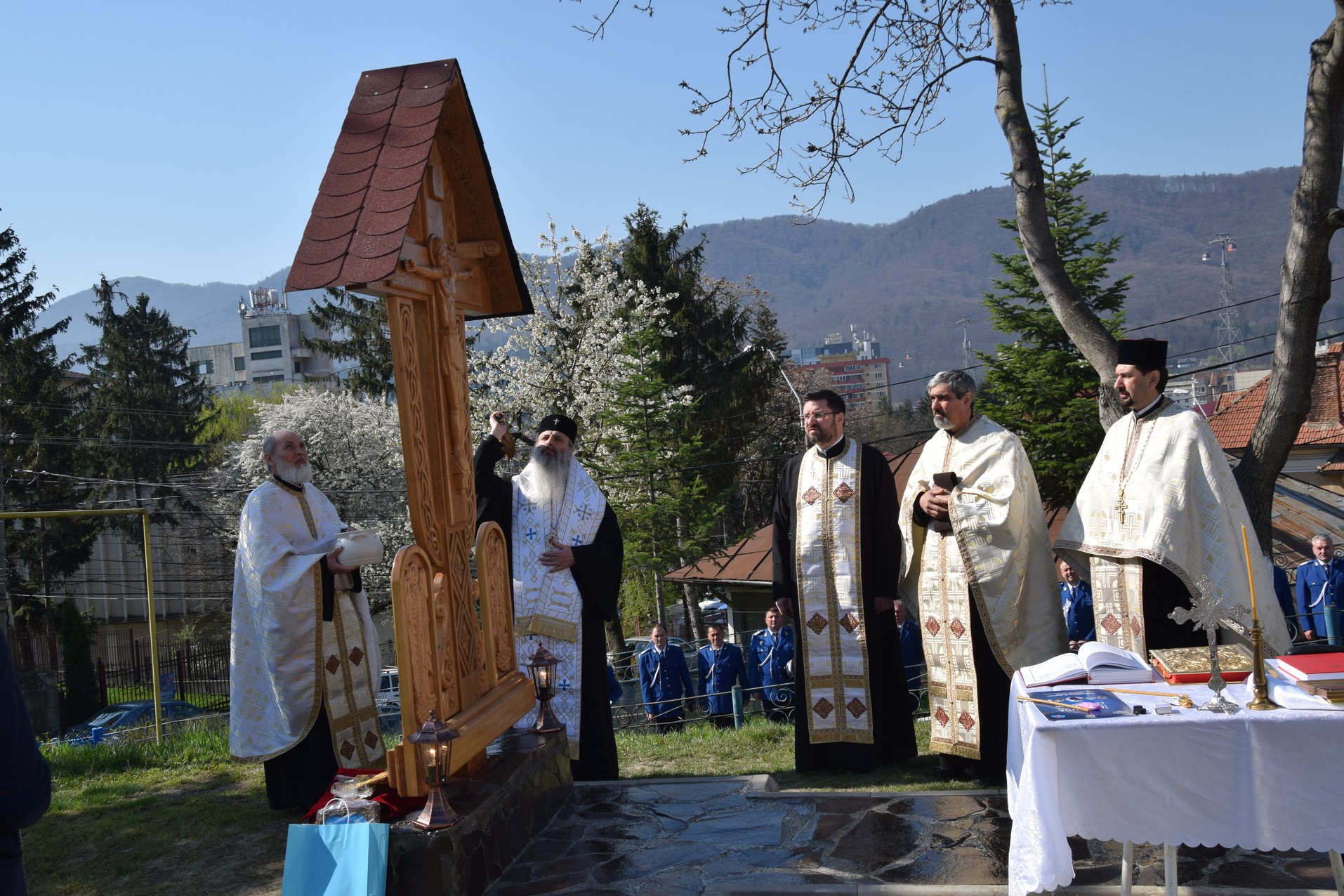 Părintele Mitropolit Teofan, prezent la Piatra Neamţ de Ziua Jandarmeriei Române Părintele Mitropolit Teofan, prezent la Piatra Neamţ de Ziua Jandarmeriei Române