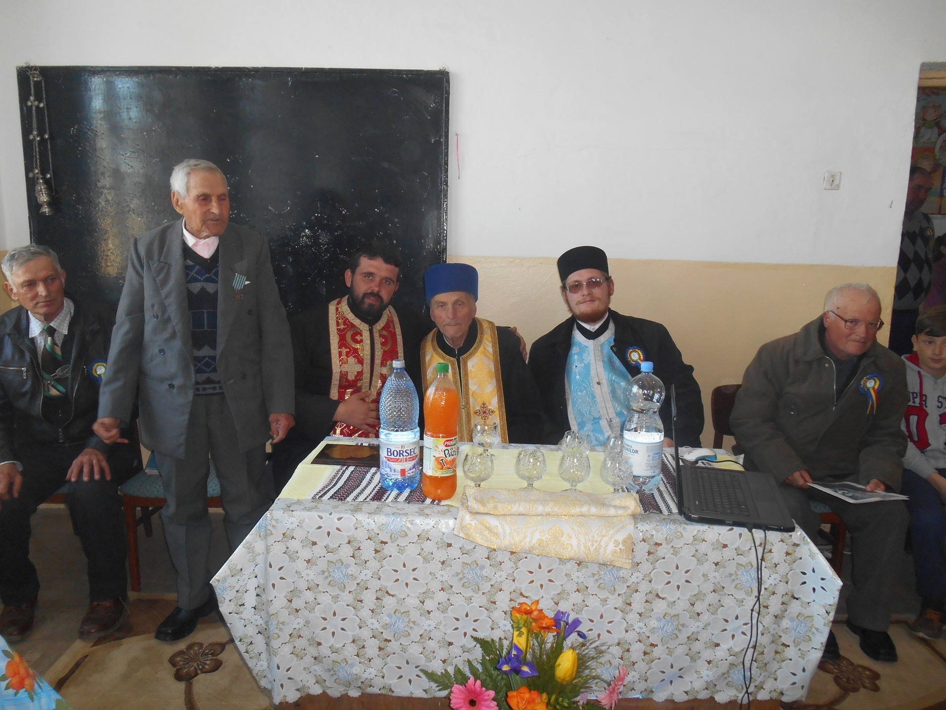 Simpozionul „Lumini au fost și sunt...”, în Parohia Chișcăreni