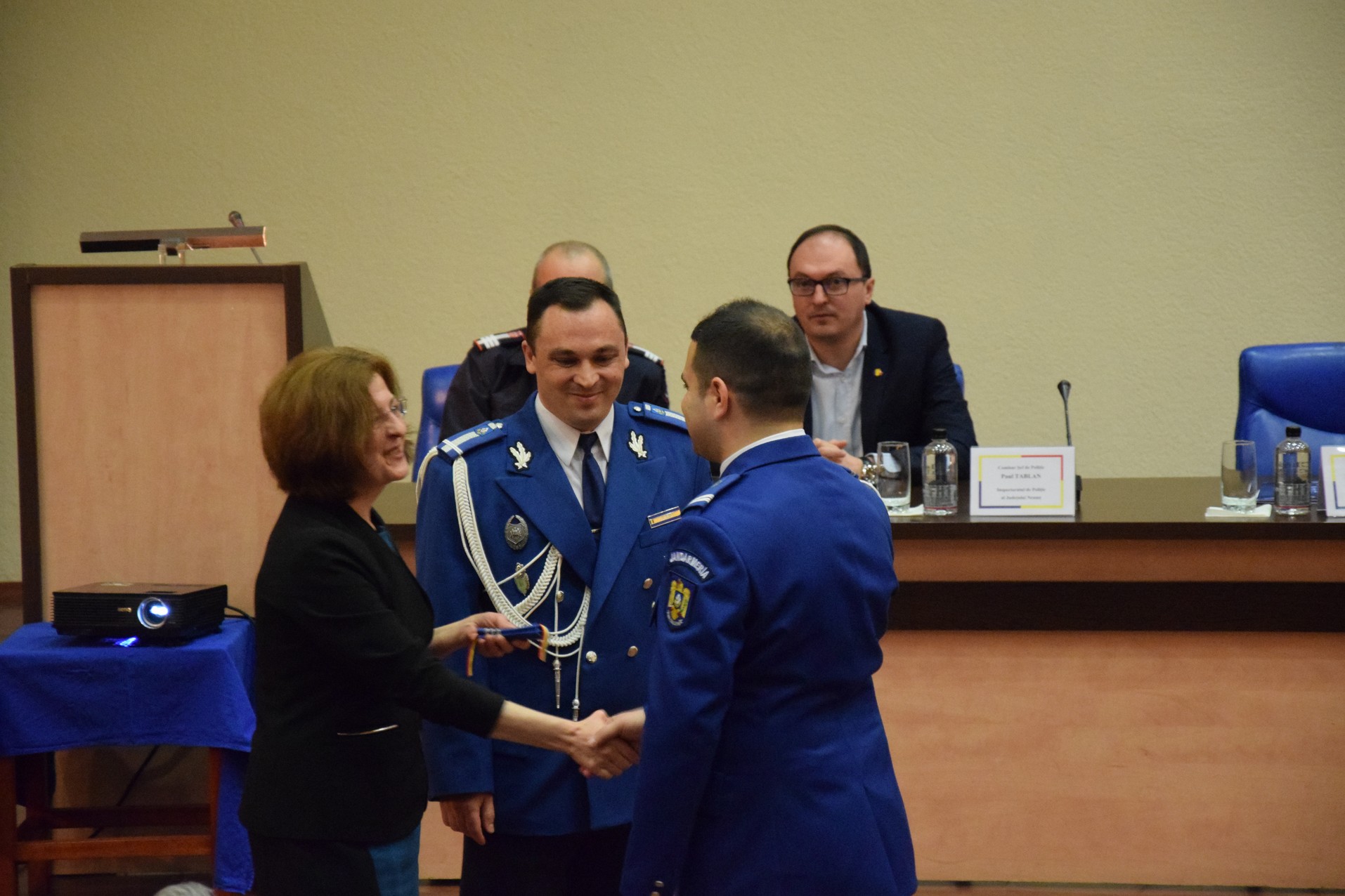 Părintele Mitropolit Teofan, prezent la Piatra Neamţ de Ziua Jandarmeriei Române Părintele Mitropolit Teofan, prezent la Piatra Neamţ de Ziua Jandarmeriei Române