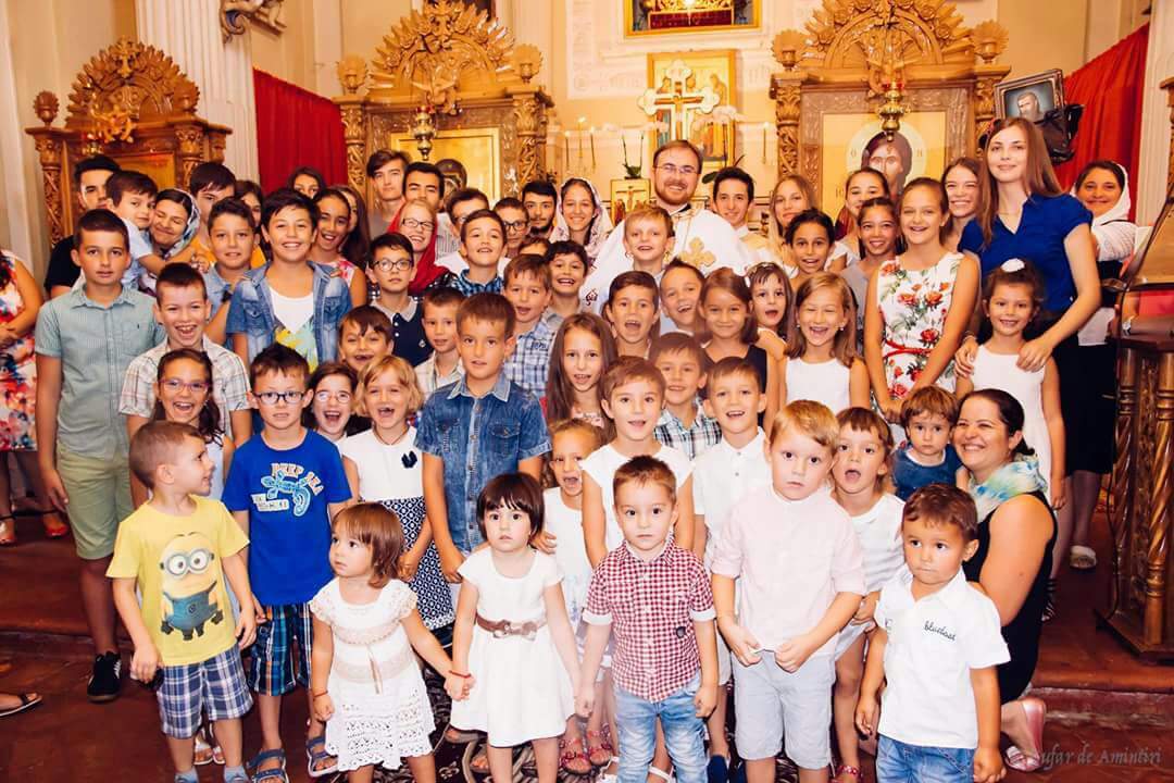 „În Italia, tânărul care nu merge la biserică îşi pierde identitatea” - interviu cu părintele Doru Vasile Gârboan