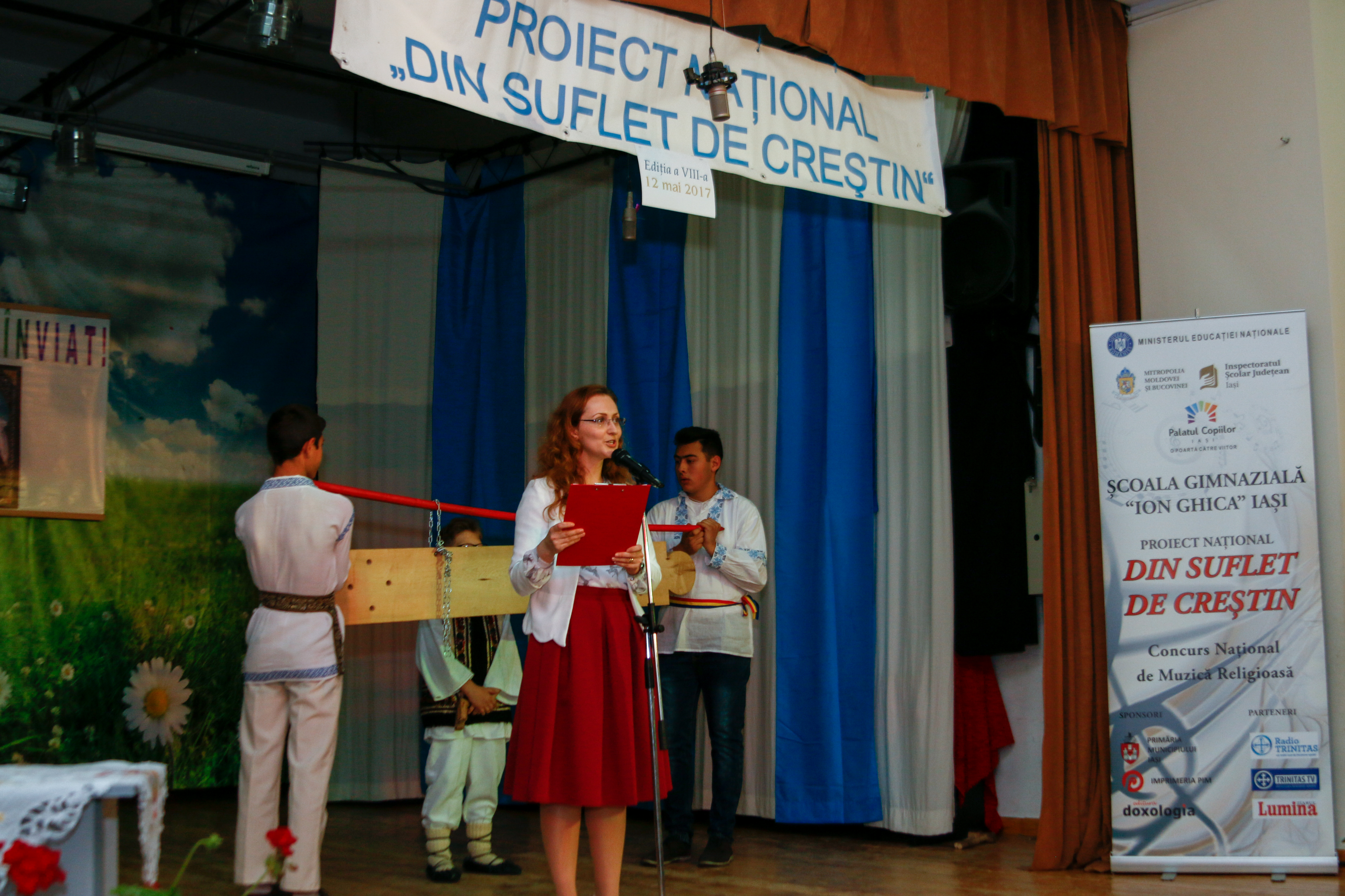 450 de participanţi în 8 ore de muzică la concursul „Din suflet de creştin“