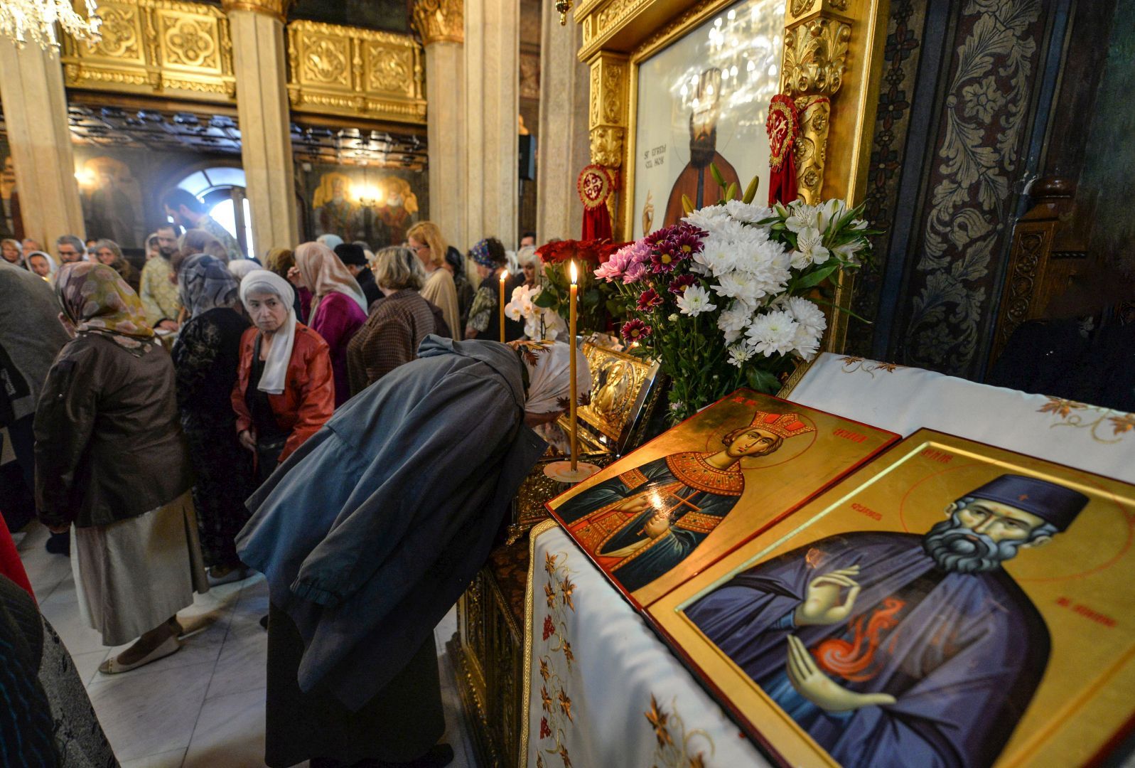 Sfântul Efrem cel Nou a fost cinstit la Catedrala Patriarhală din Bucureşti