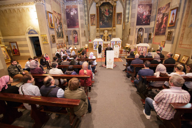 Preasfințitul Siluan, în Parohia „Sfinții Împărați Constantin și Elena” din Brescia I