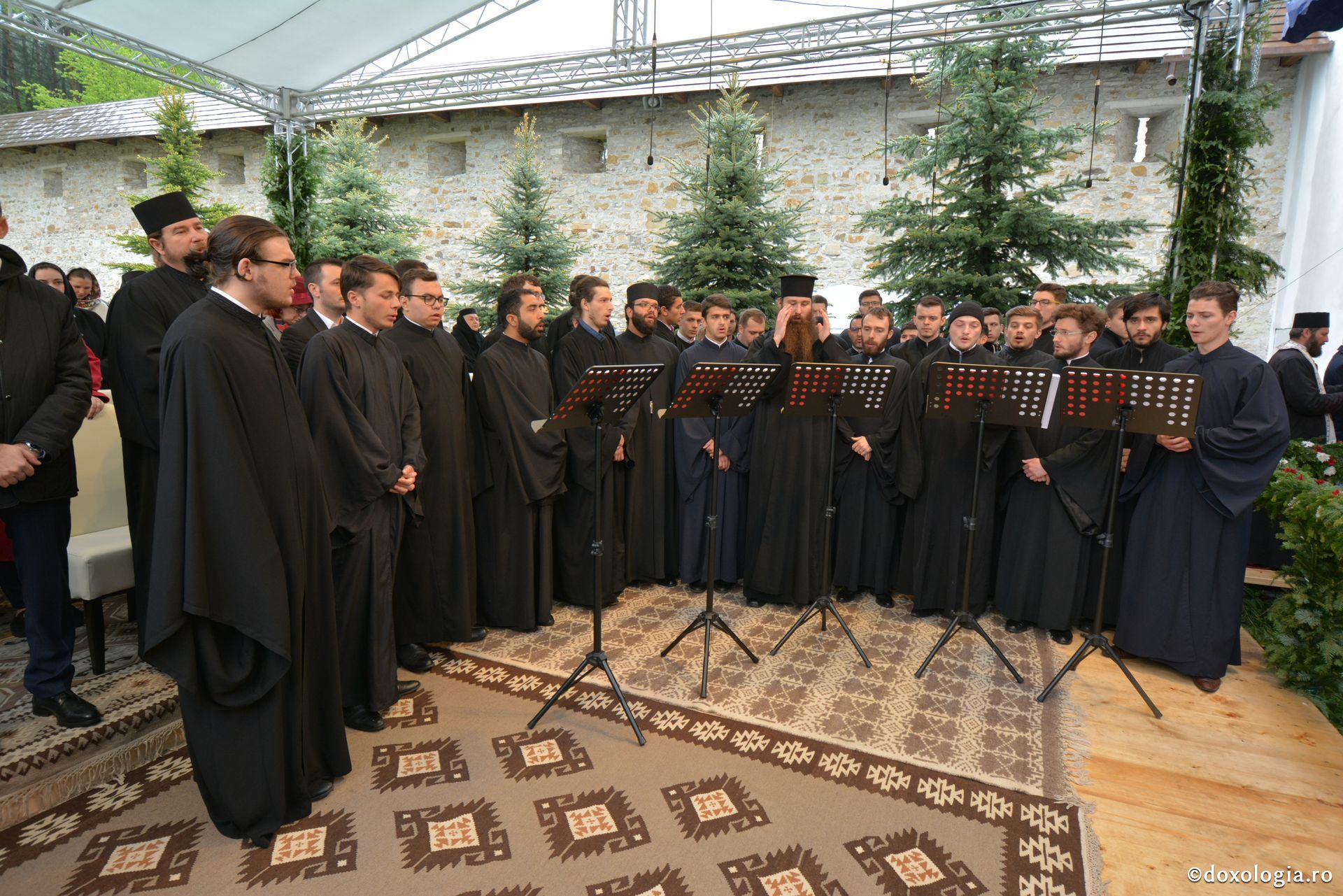 Bucovina și-a cinstit sfinții: Mitropolitul Iacob Putneanul și Cuvioșii Sila, Paisie și Natan au fost trecuți în calendar