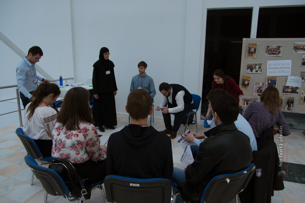 Studentul ieşean - ediţia a treia: „Tânărul între reuşită şi eşec în carieră şi în familie“