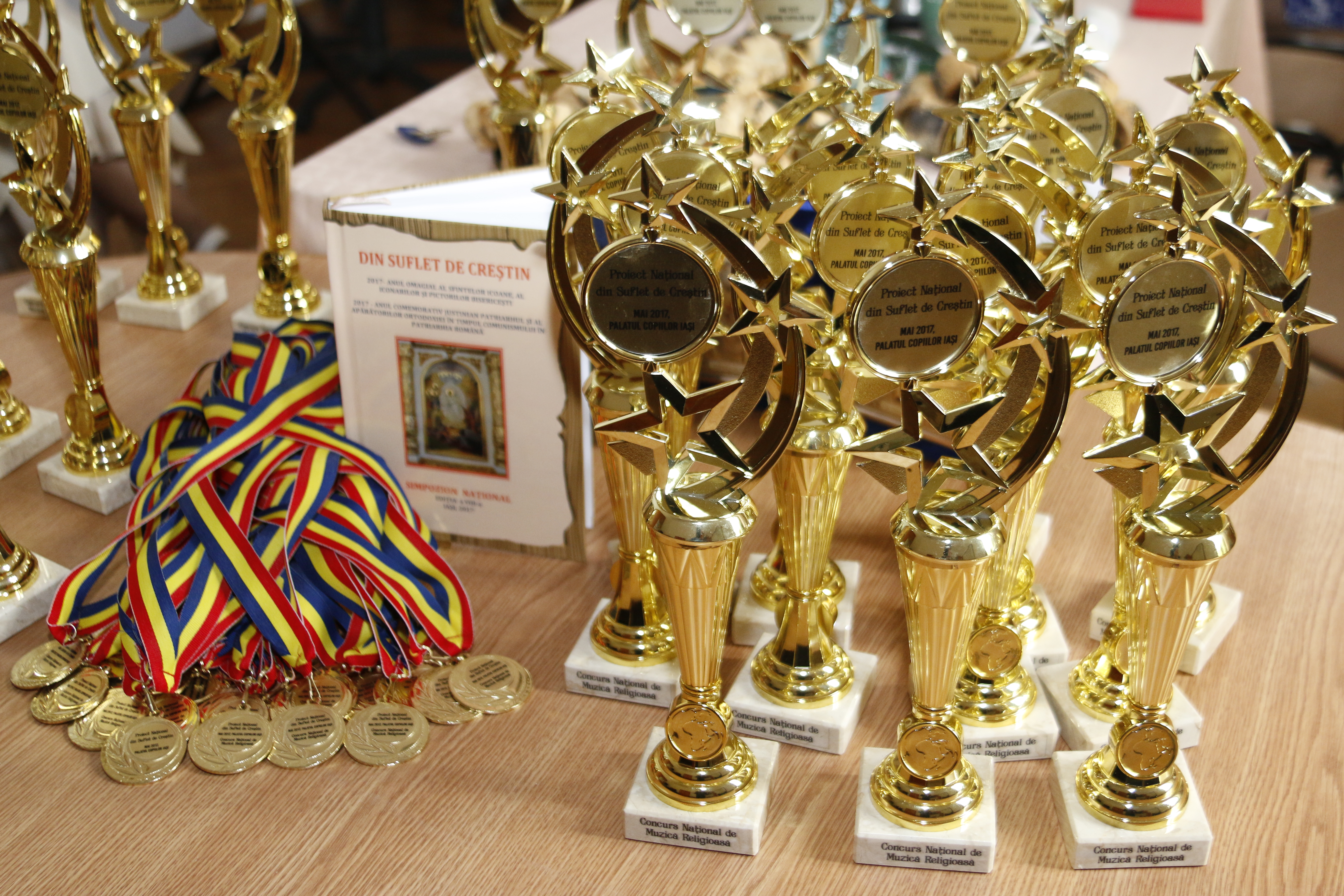 450 de participanţi în 8 ore de muzică la concursul „Din suflet de creştin“