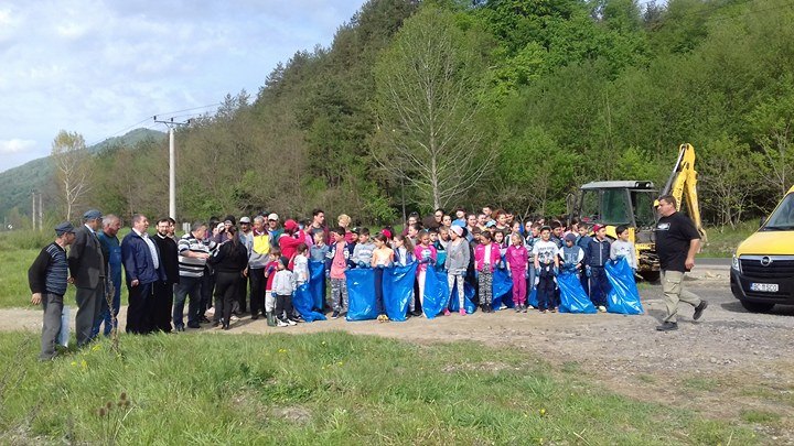 Debutul proiectului de ecologizare: „Hârja - colţ de rai. Nouă ne pasă de natură!“ Debutul proiectului de ecologizare: „Hârja - colţ de rai. Nouă ne pasă de natură!“