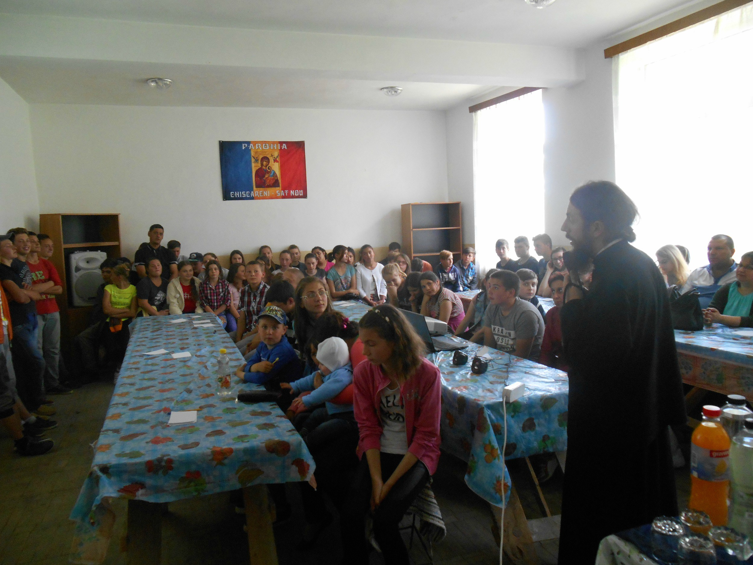 Conferinţă la Chişcăreni: „Tinere, încotro?“