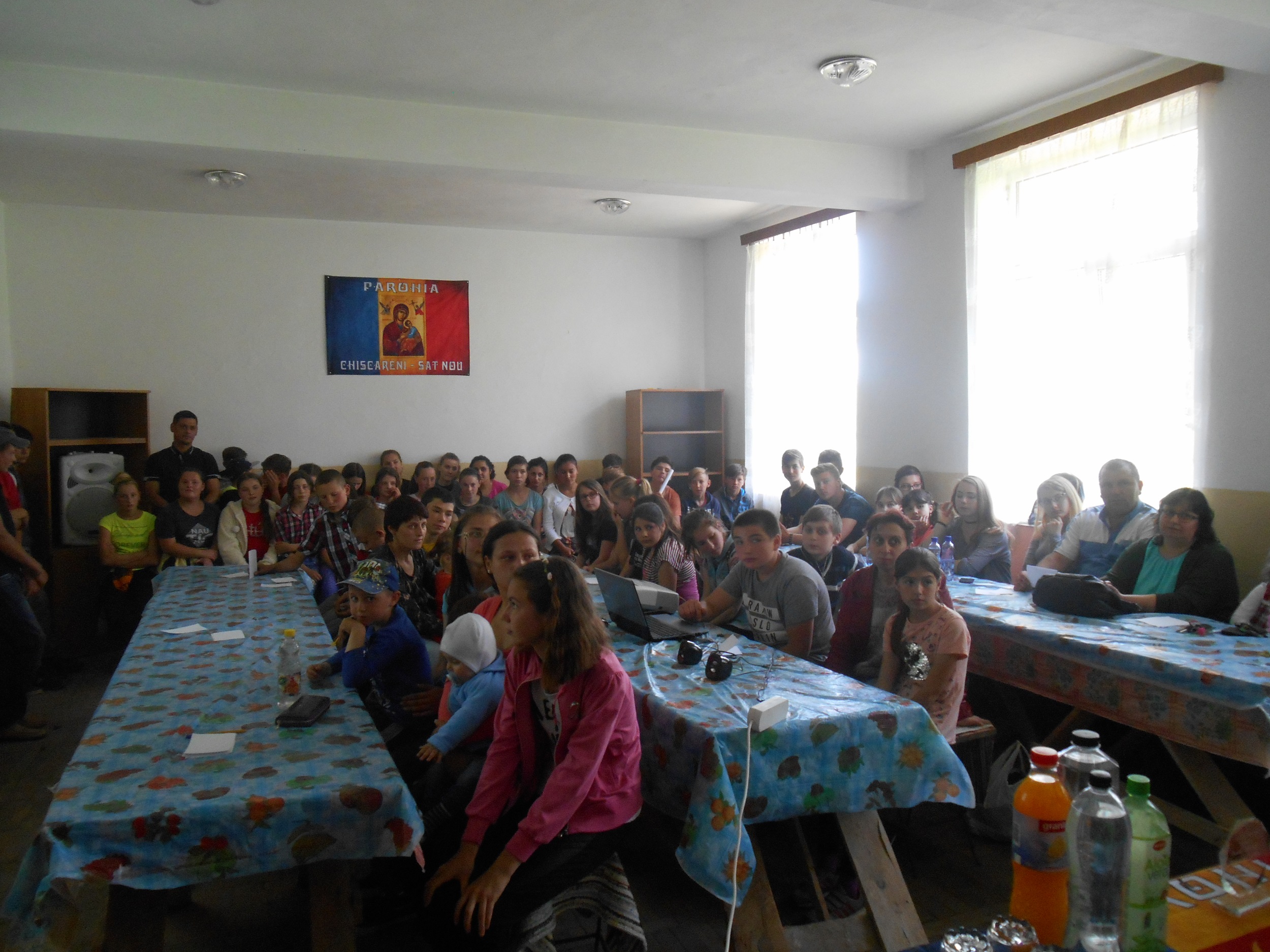 Conferinţă la Chişcăreni: „Tinere, încotro?“