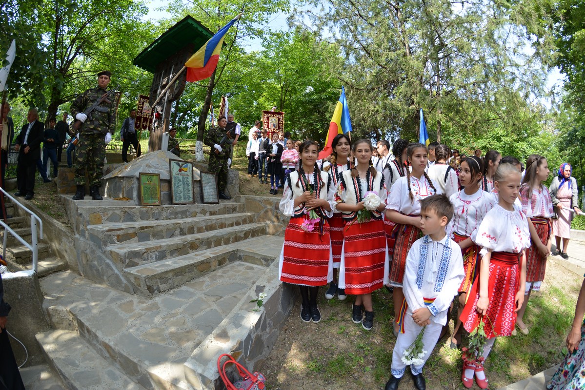 Foto: Constantin Ciofu Ostaşii români, comemoraţi în Parohia Rediu