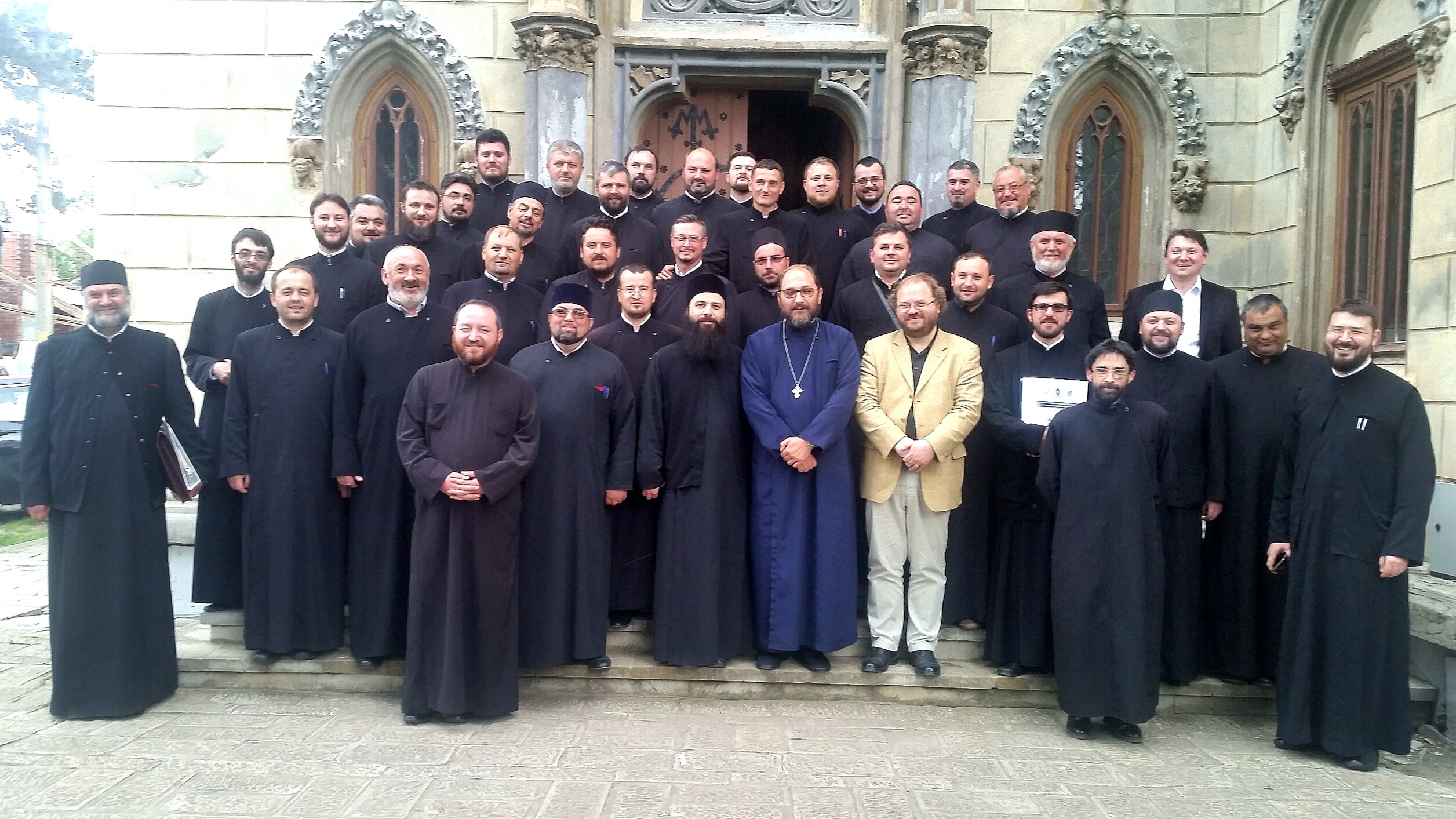 50 de preoţi la cursurile pentru obţinerea gradelor profesionale