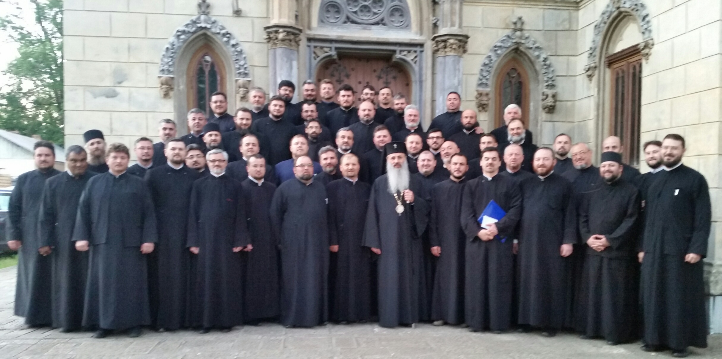 50 de preoţi la cursurile pentru obţinerea gradelor profesionale