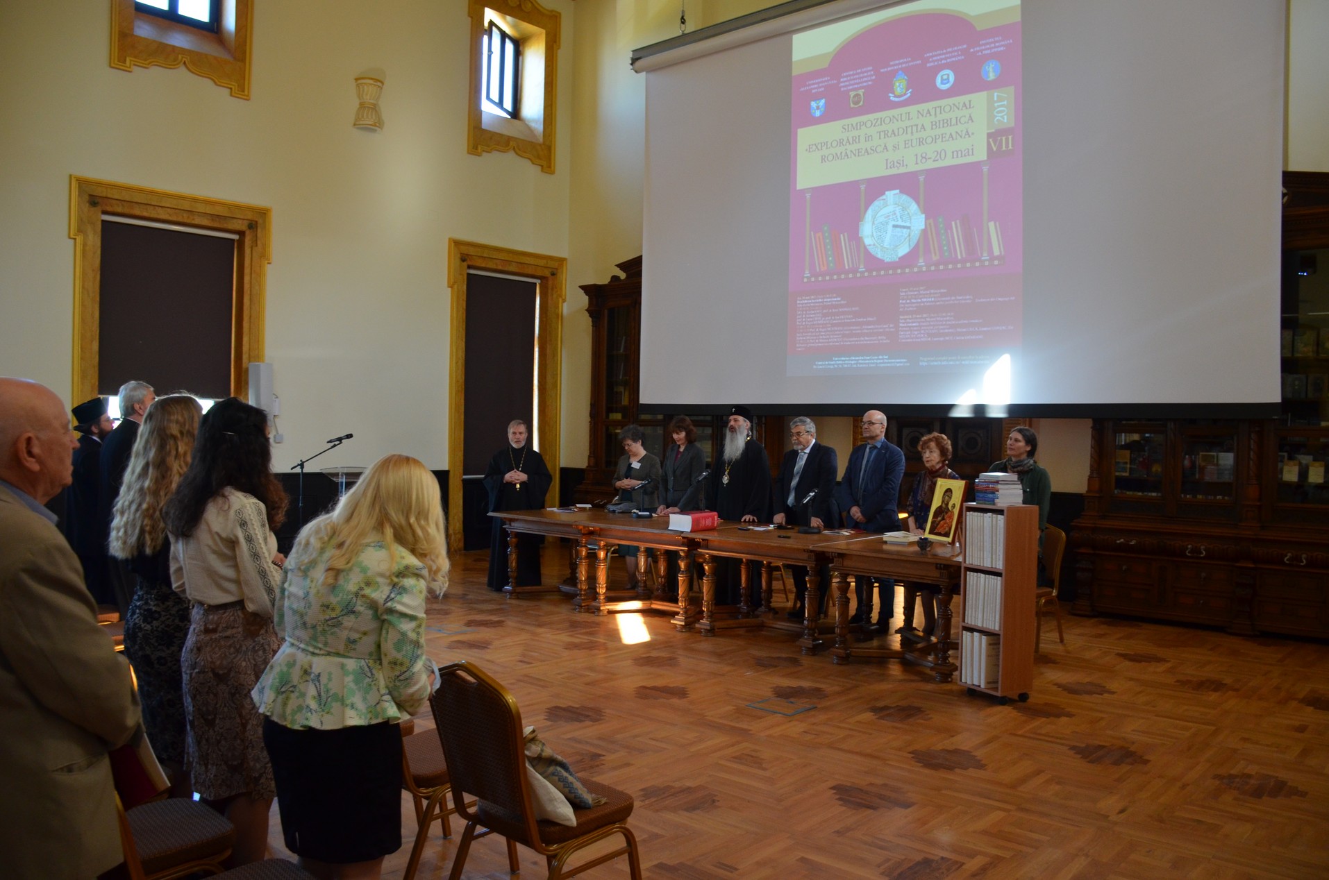 A debutat cea de-a VII-a ediţie a Simpozionului Naţional „Explorări în tradiţia biblică românească şi europeană“