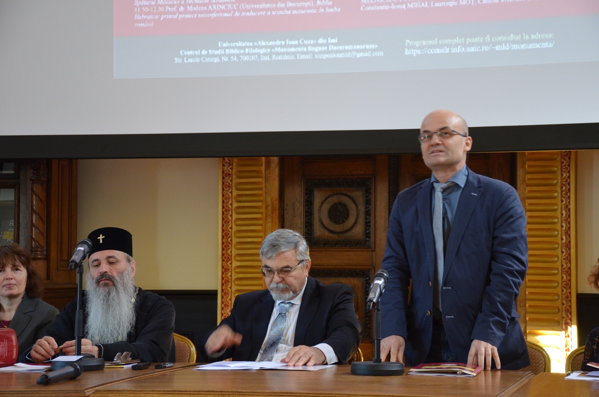 A debutat cea de-a VII-a ediţie a Simpozionului Naţional „Explorări în tradiţia biblică românească şi europeană“