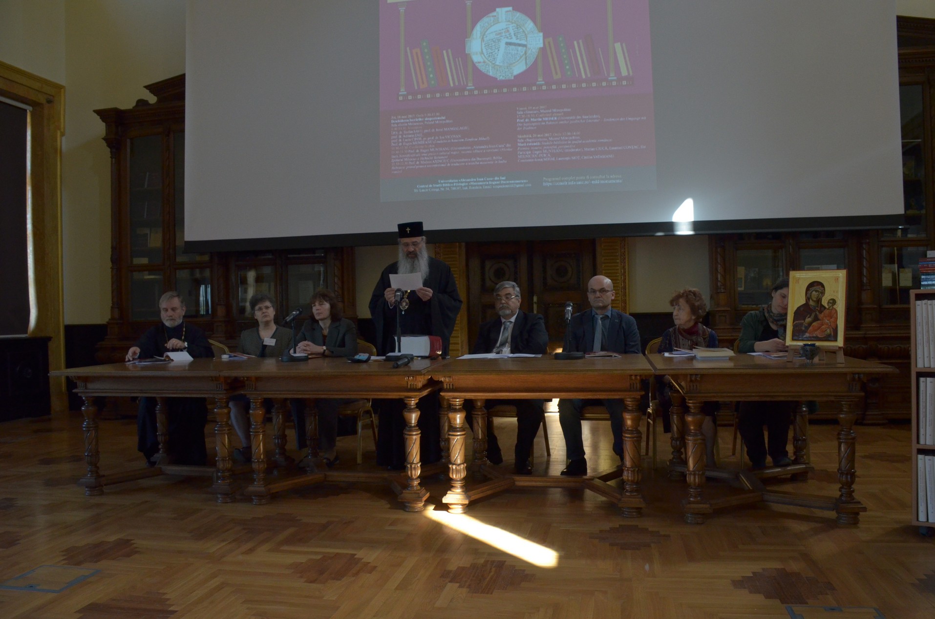 A debutat cea de-a VII-a ediţie a Simpozionului Naţional „Explorări în tradiţia biblică românească şi europeană“