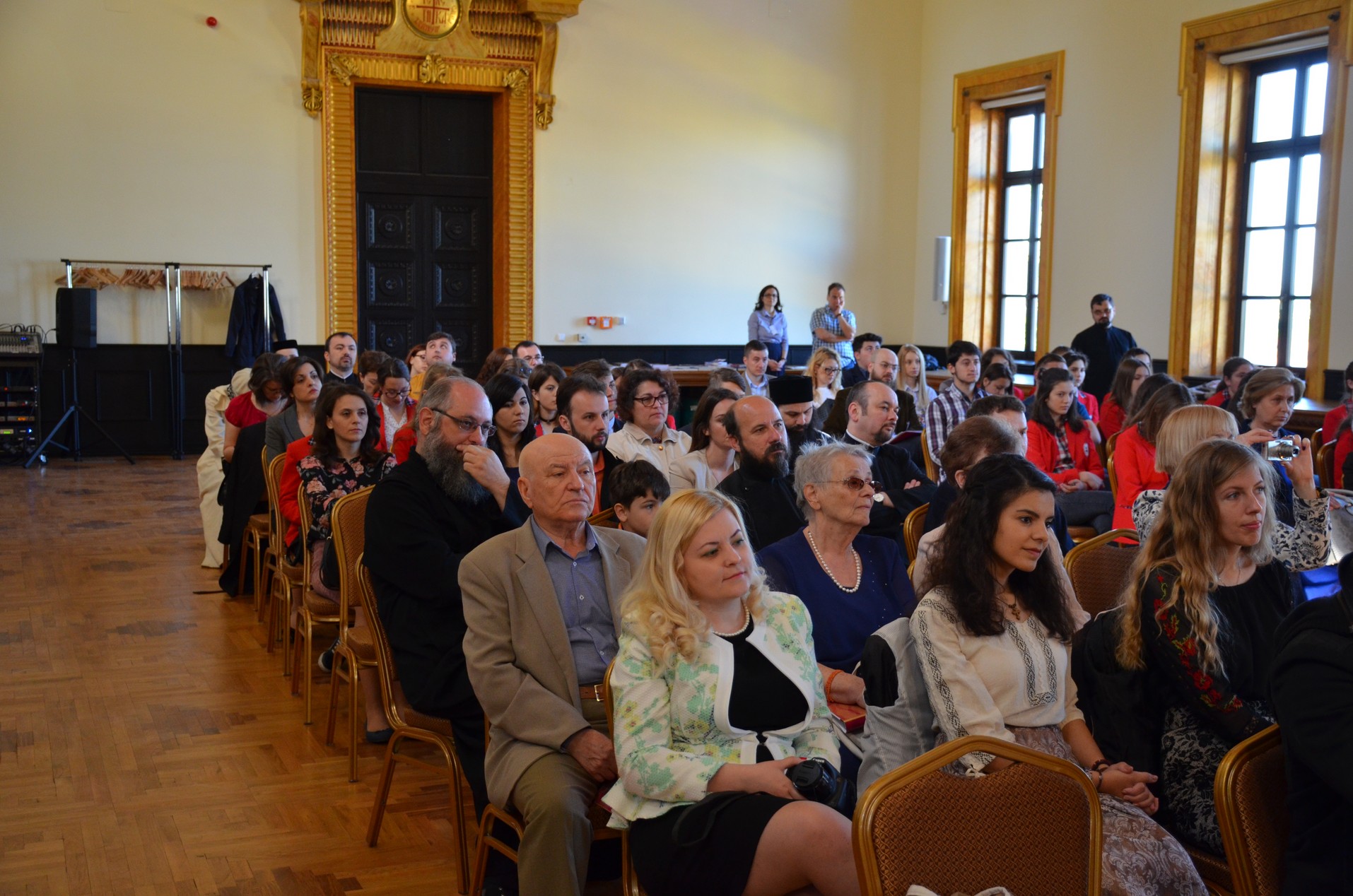 A debutat cea de-a VII-a ediţie a Simpozionului Naţional „Explorări în tradiţia biblică românească şi europeană“