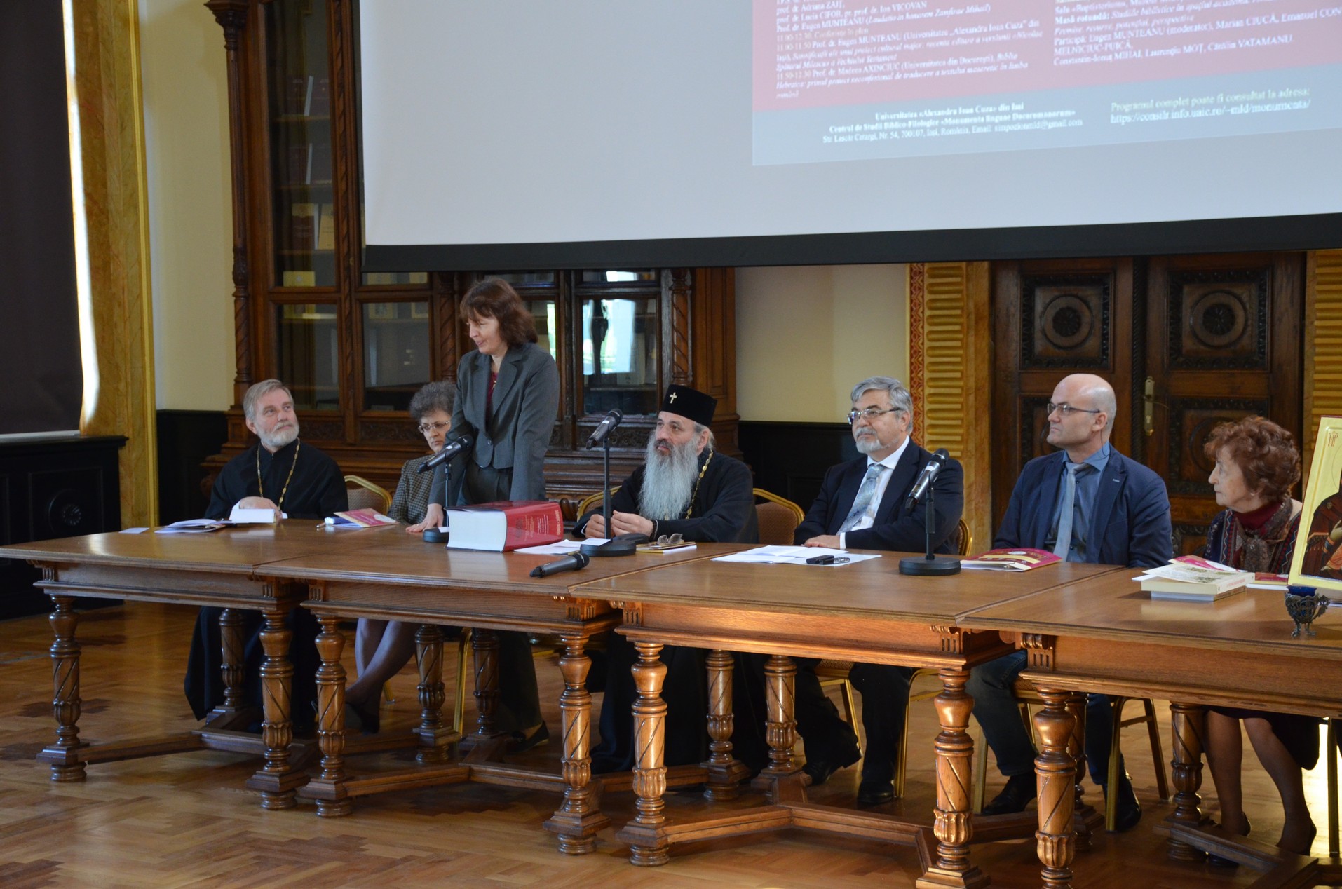 A debutat cea de-a VII-a ediţie a Simpozionului Naţional „Explorări în tradiţia biblică românească şi europeană“