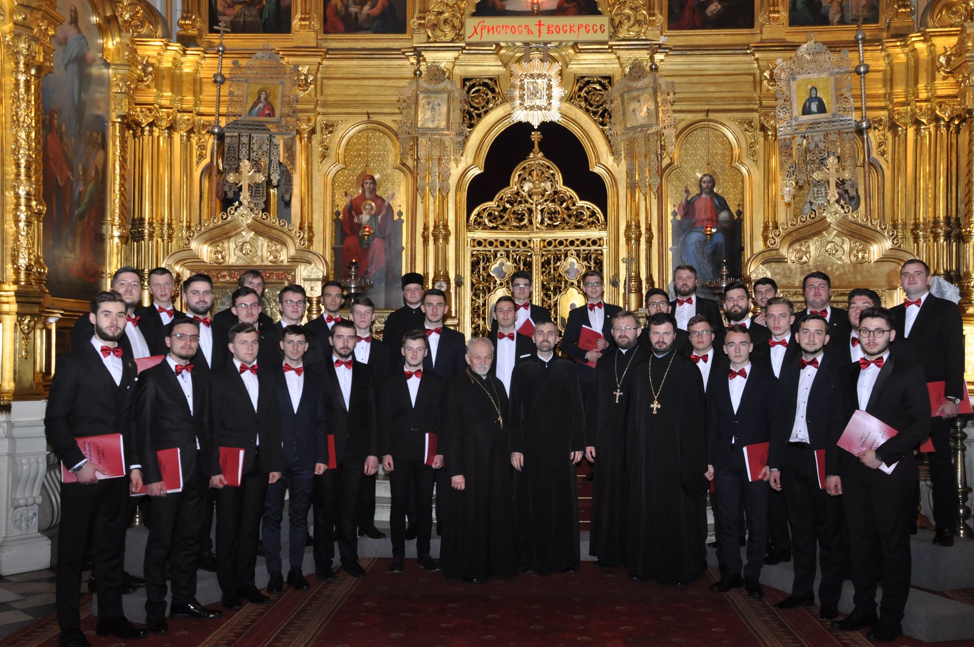 Corul Facultăţii de Teologie din Iaşi a obţinut Marele Premiu al festivalului din Hajnówka, Polonia