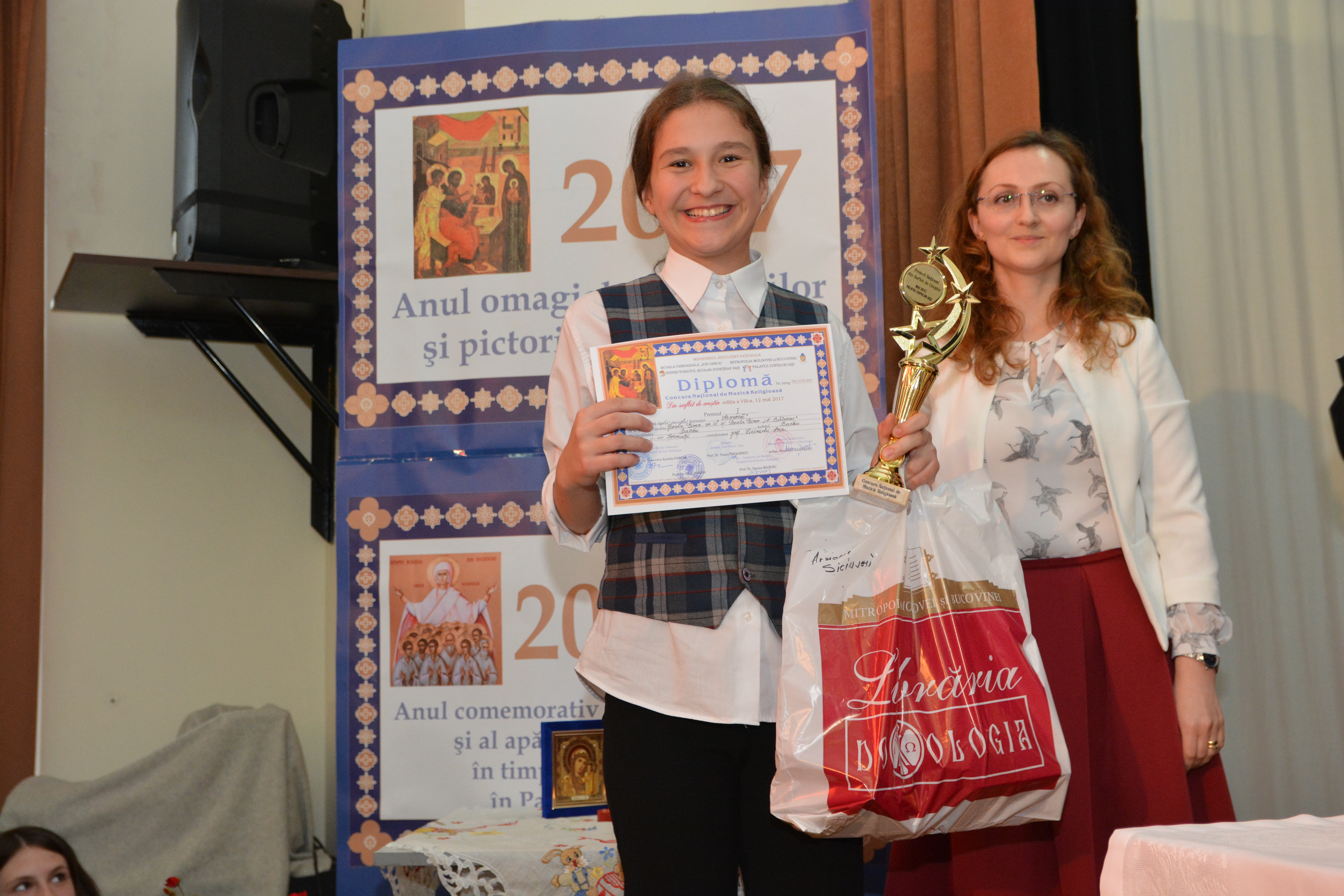 450 de participanţi în 8 ore de muzică la concursul „Din suflet de creştin“