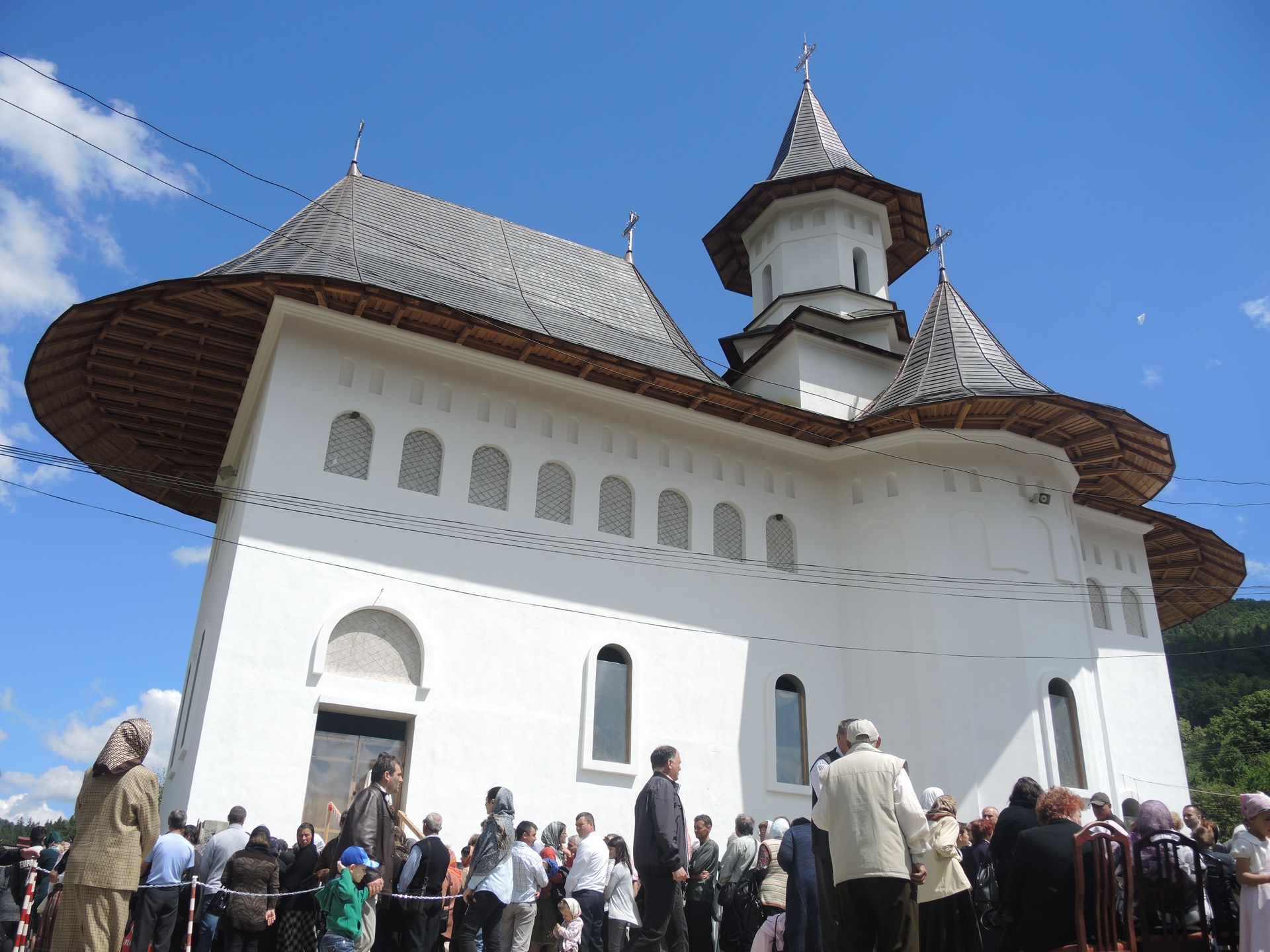 Sfințirea Paraclisului „Sfântul Cuvios Paisie Aghioritul” din Bistrița, comuna Alexandru cel Bun Sfințirea Paraclisului „Sfântul Cuvios Paisie Aghioritul” din Bistrița, comuna Alexandru cel Bun