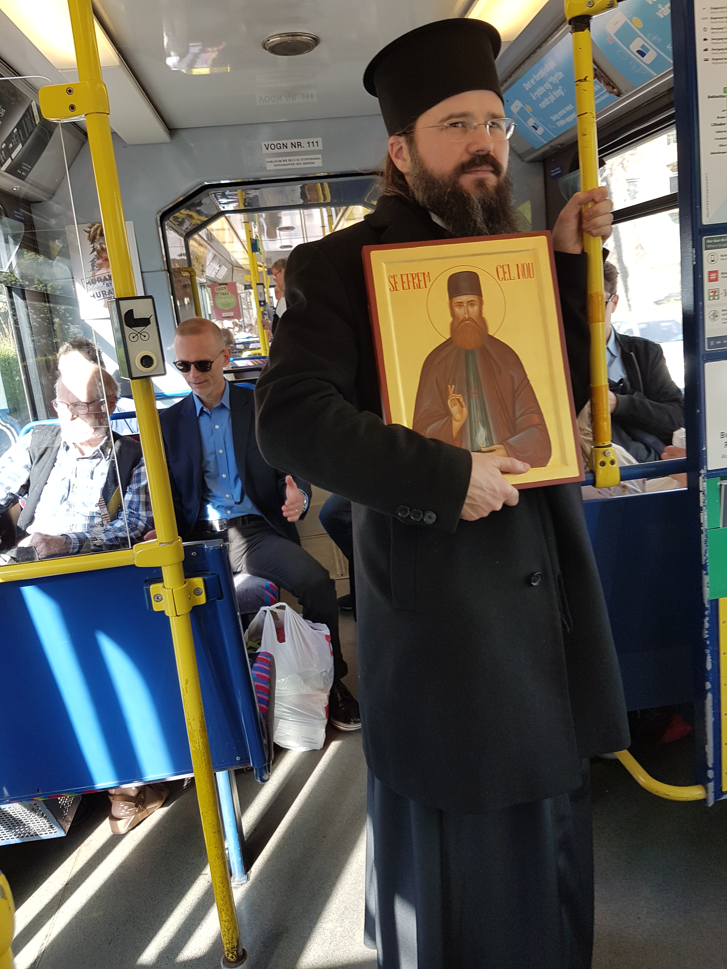 Preasfințitul Părinte Episcop Macarie: „Mai greu de îndurat chiar decât suferința, necazul sau boala este singurătatea, sentimentul de a fi abandonat”