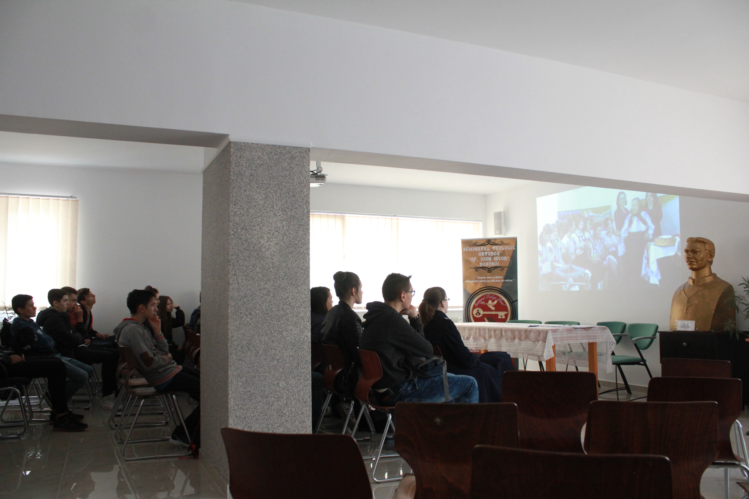 Săptămâna porţilor deschise la Seminarul Teologic din Dorohoi