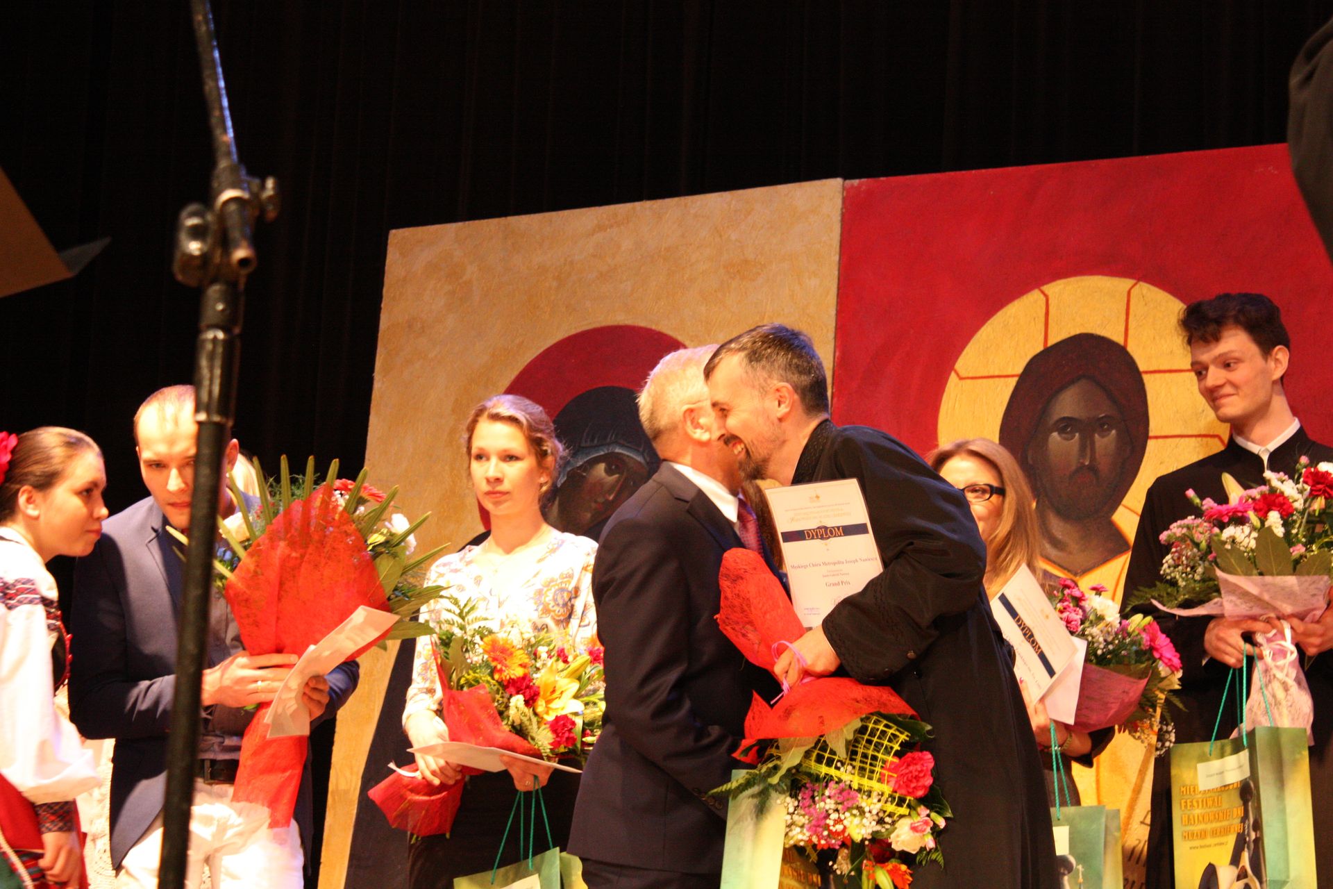 Corul Facultăţii de Teologie din Iaşi a obţinut Marele Premiu al festivalului din Hajnówka, Polonia