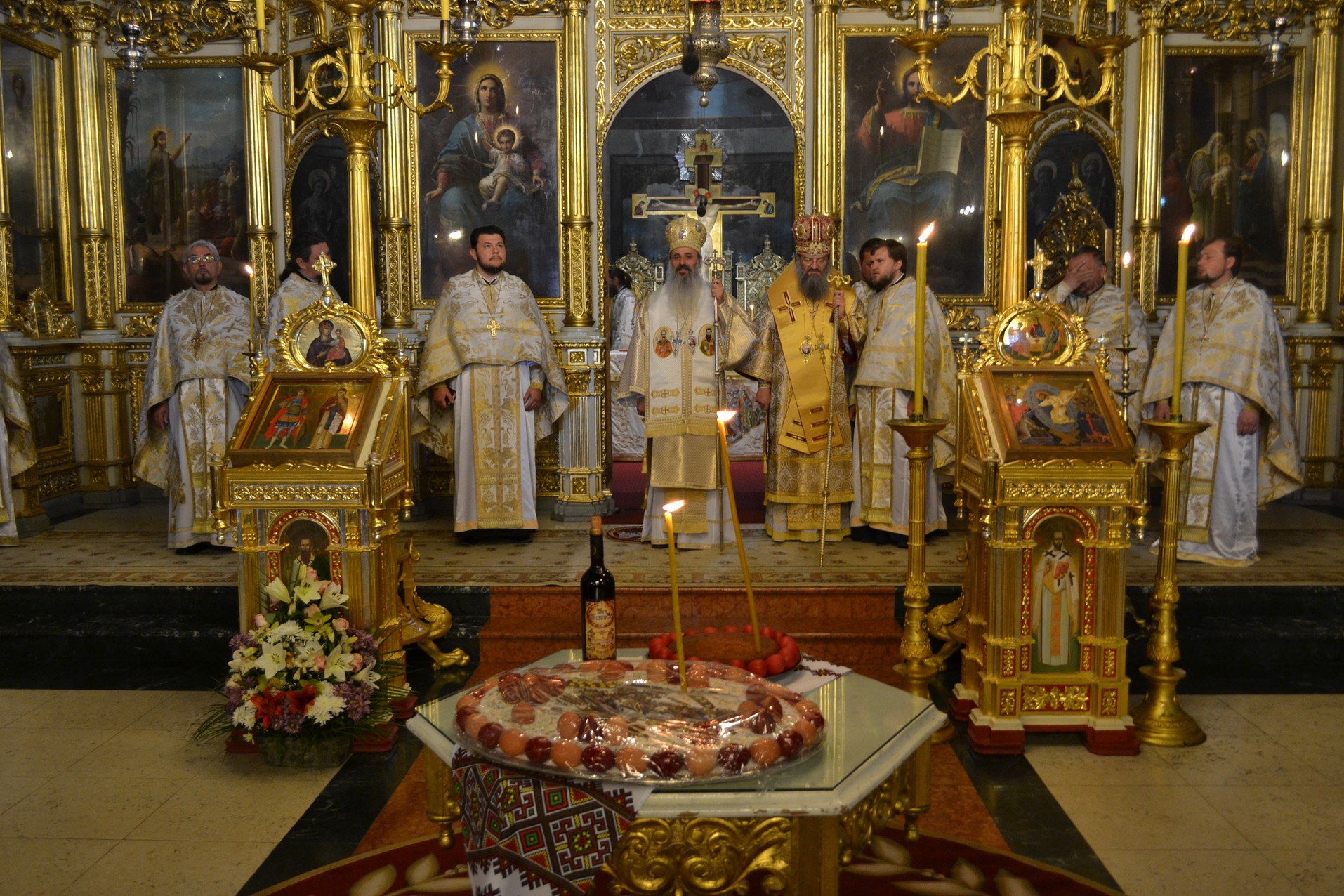 Sfânta Liturghie și slujbă de pomenire în memoria martirilor și apărătorilor Ortodoxiei din timpul comunismului