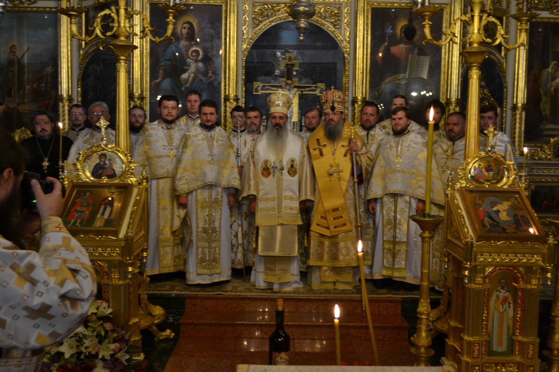 Sfânta Liturghie și slujbă de pomenire în memoria martirilor și apărătorilor Ortodoxiei din timpul comunismului