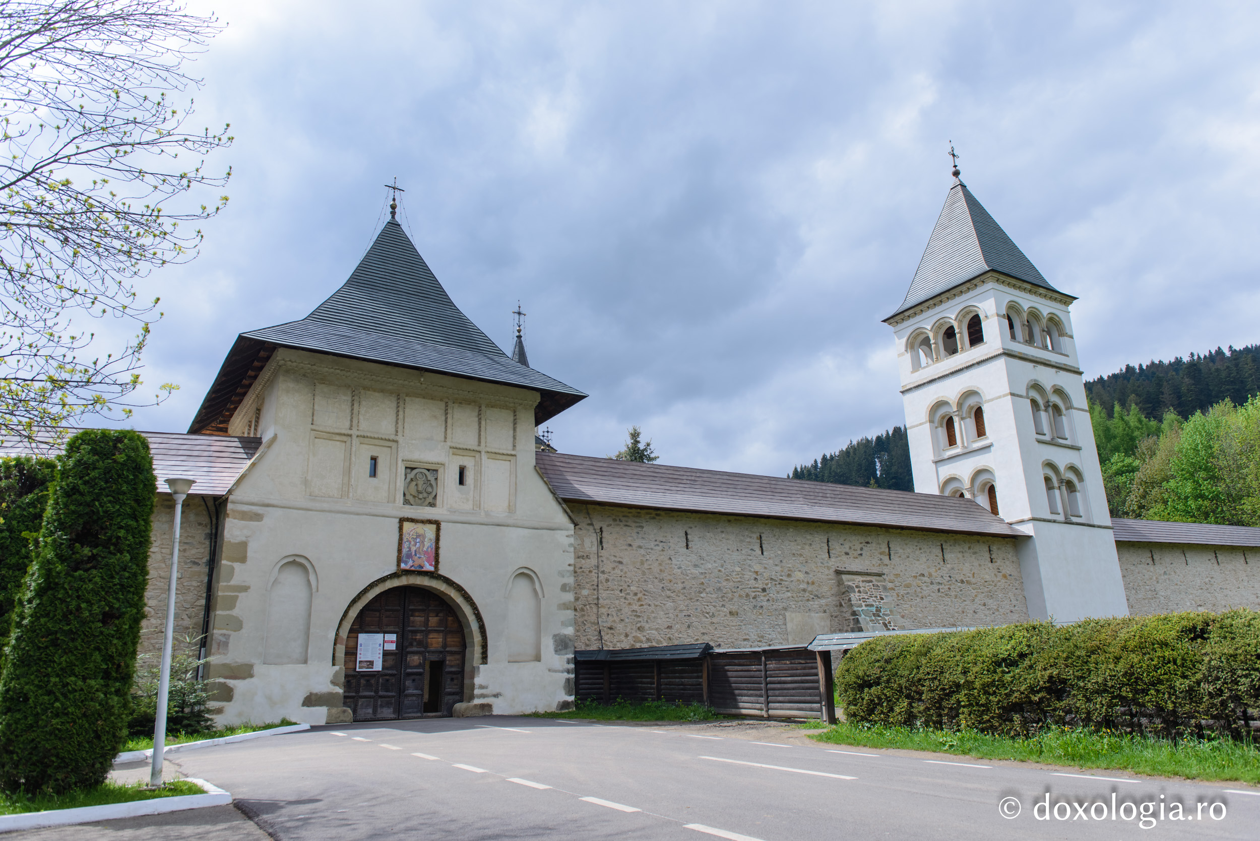 (Foto) Mănăstirea Putna – „Ierusalimul neamului românesc”