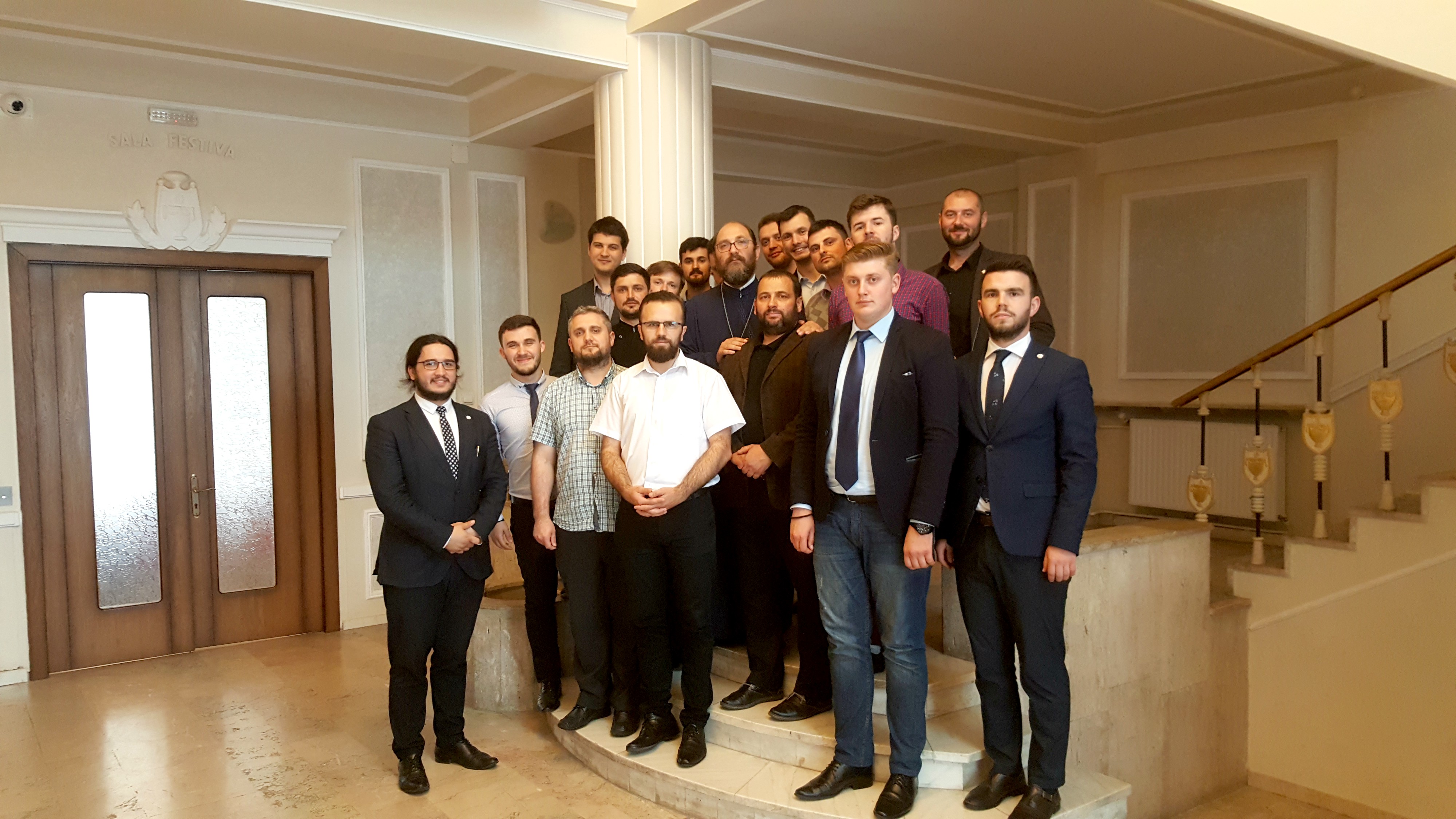 Atelier formativ susţinut de părintele Constantin Necula pentru masteranzii teologi