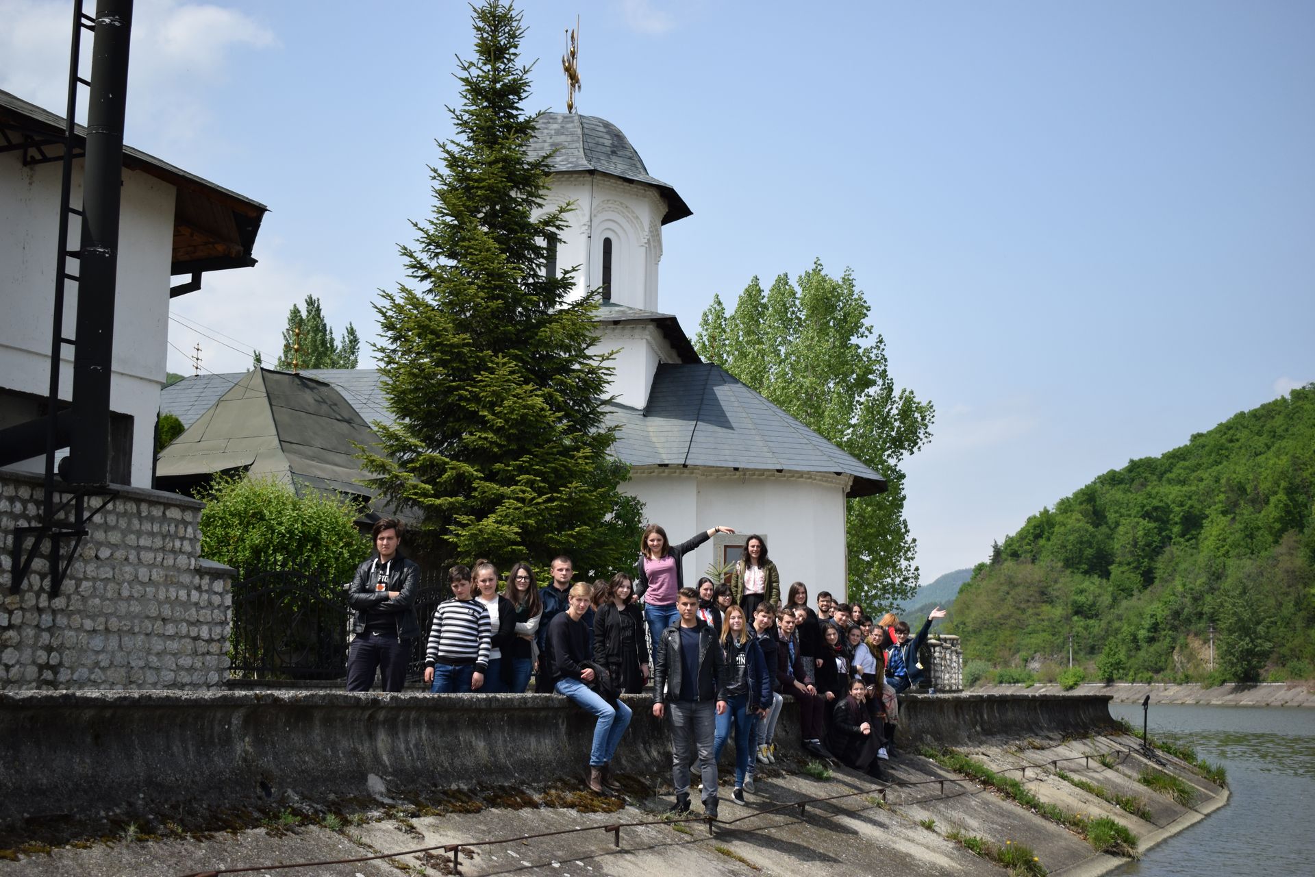 Trei zile de pelerinaj pentru tinerii din ATOR Iaşi