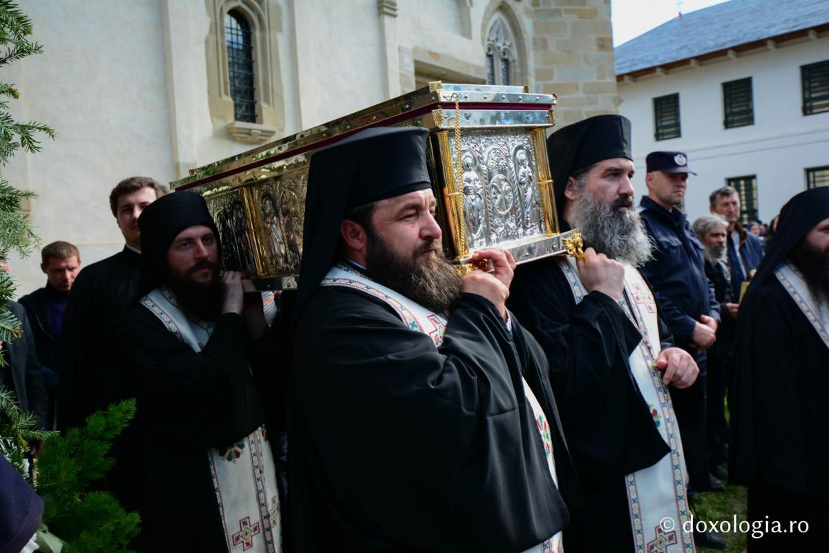 Foto: Tudorel Rusu Pelerinajul Sfinților a unit în rugăciune mănăstirile Putna și Sihăstria Putnei