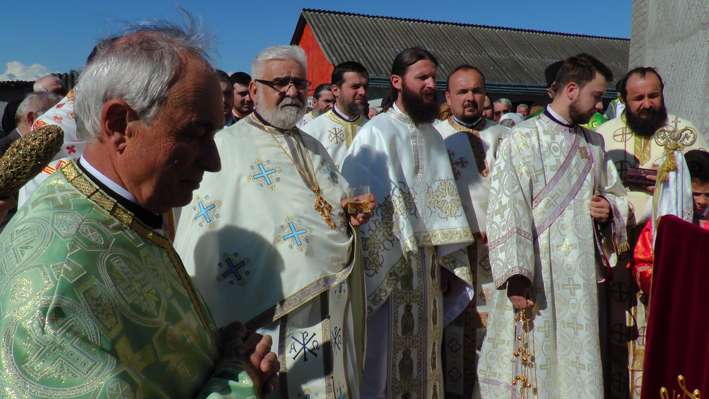 O nouă biserică în localitatea suceveană Baia