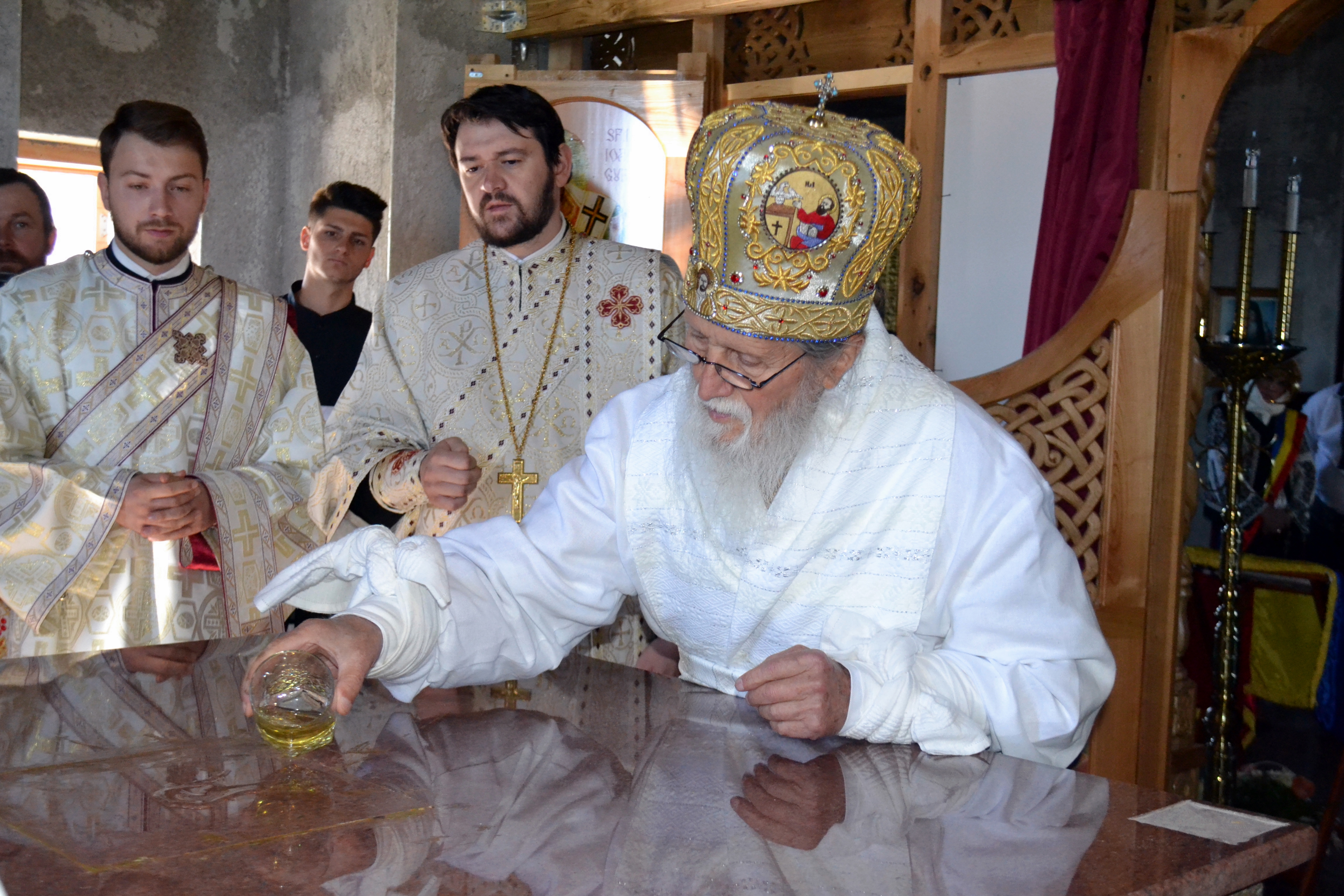 O nouă biserică în localitatea suceveană Baia