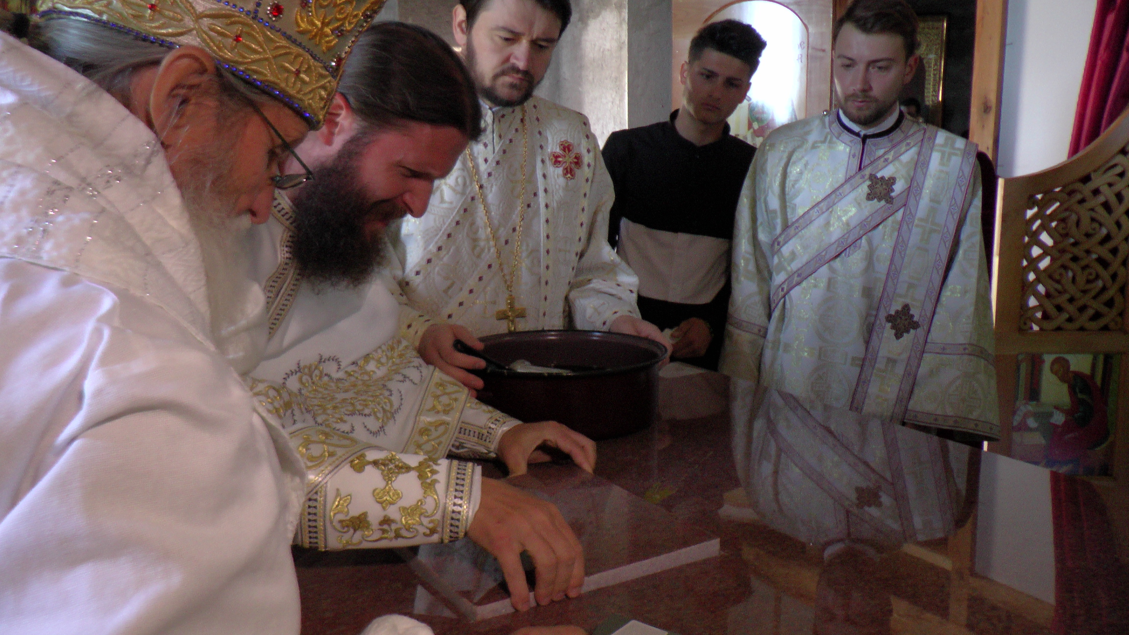 O nouă biserică în localitatea suceveană Baia