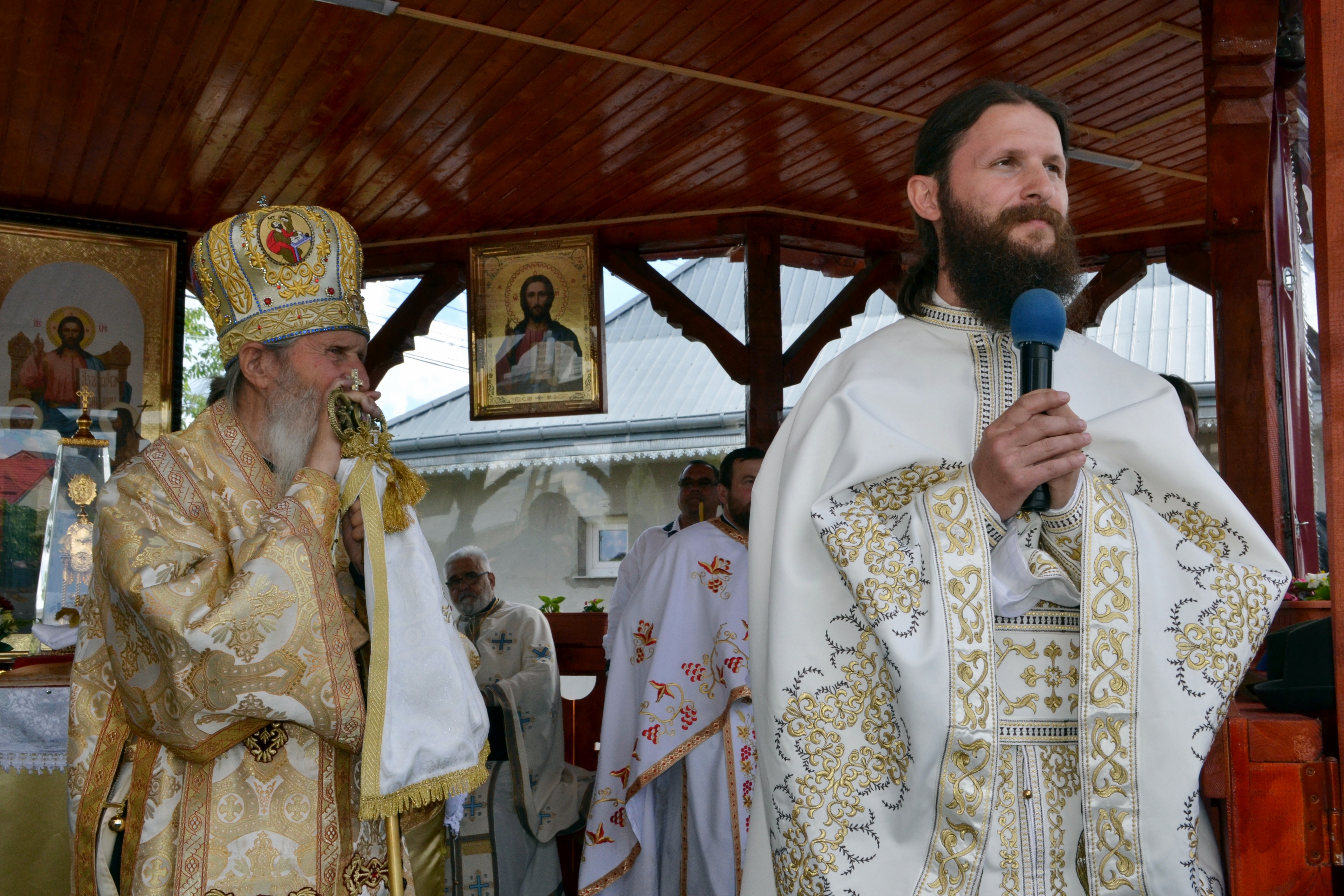 O nouă biserică în localitatea suceveană Baia