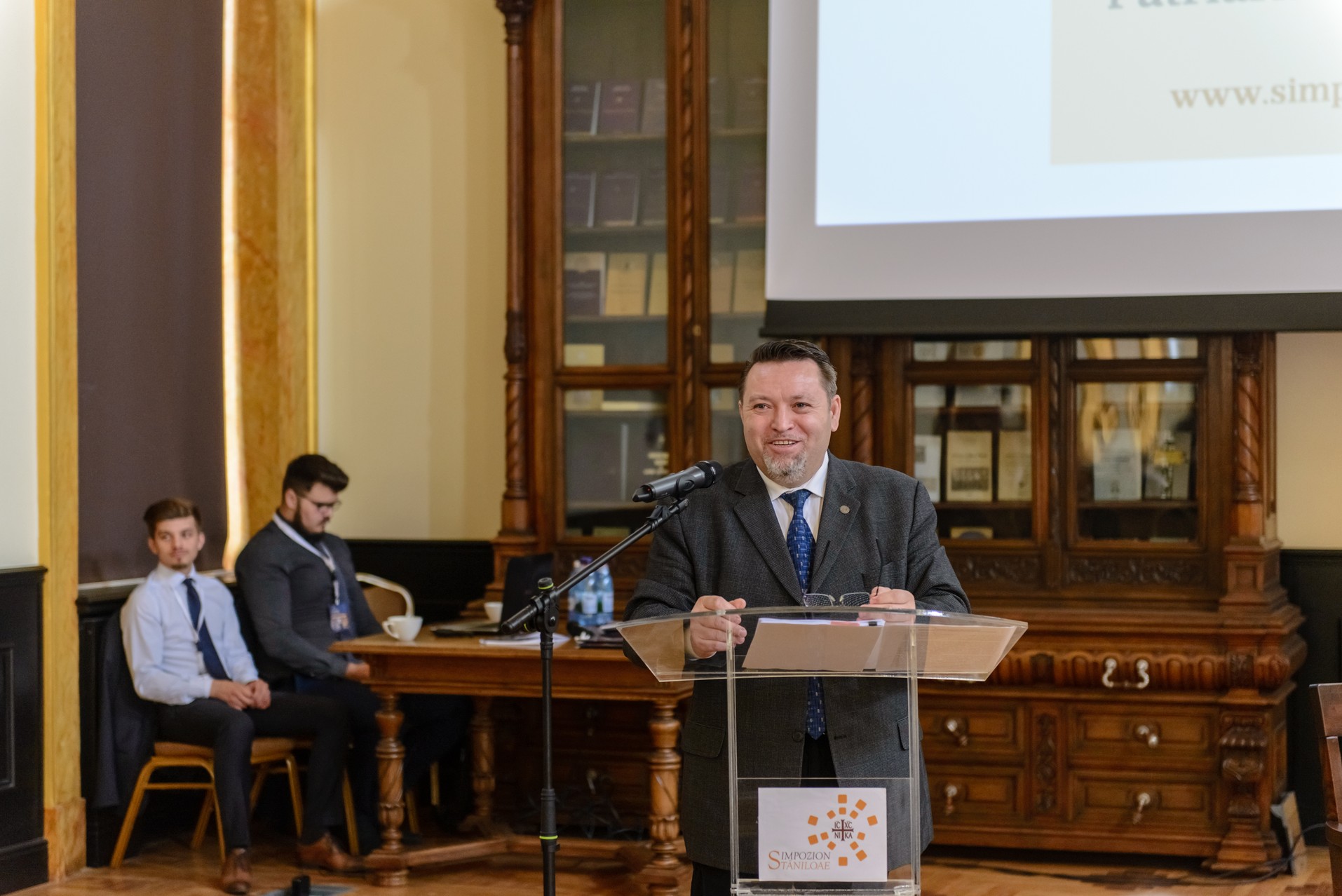 Simpozionul de la Iași: „Este nevoie de o continuă familiarizare cu ceea ce s-a întâmplat în închisori”