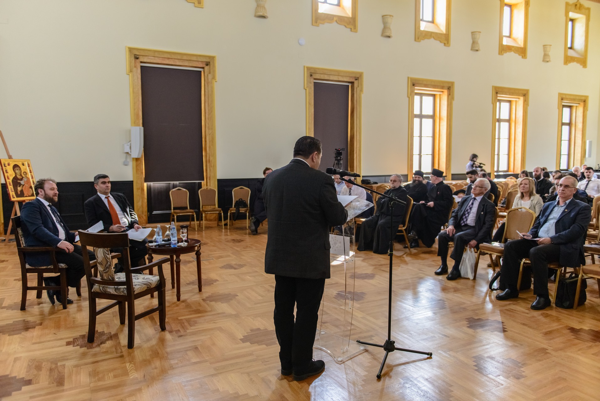 Simpozionul de la Iași: „Este nevoie de o continuă familiarizare cu ceea ce s-a întâmplat în închisori”