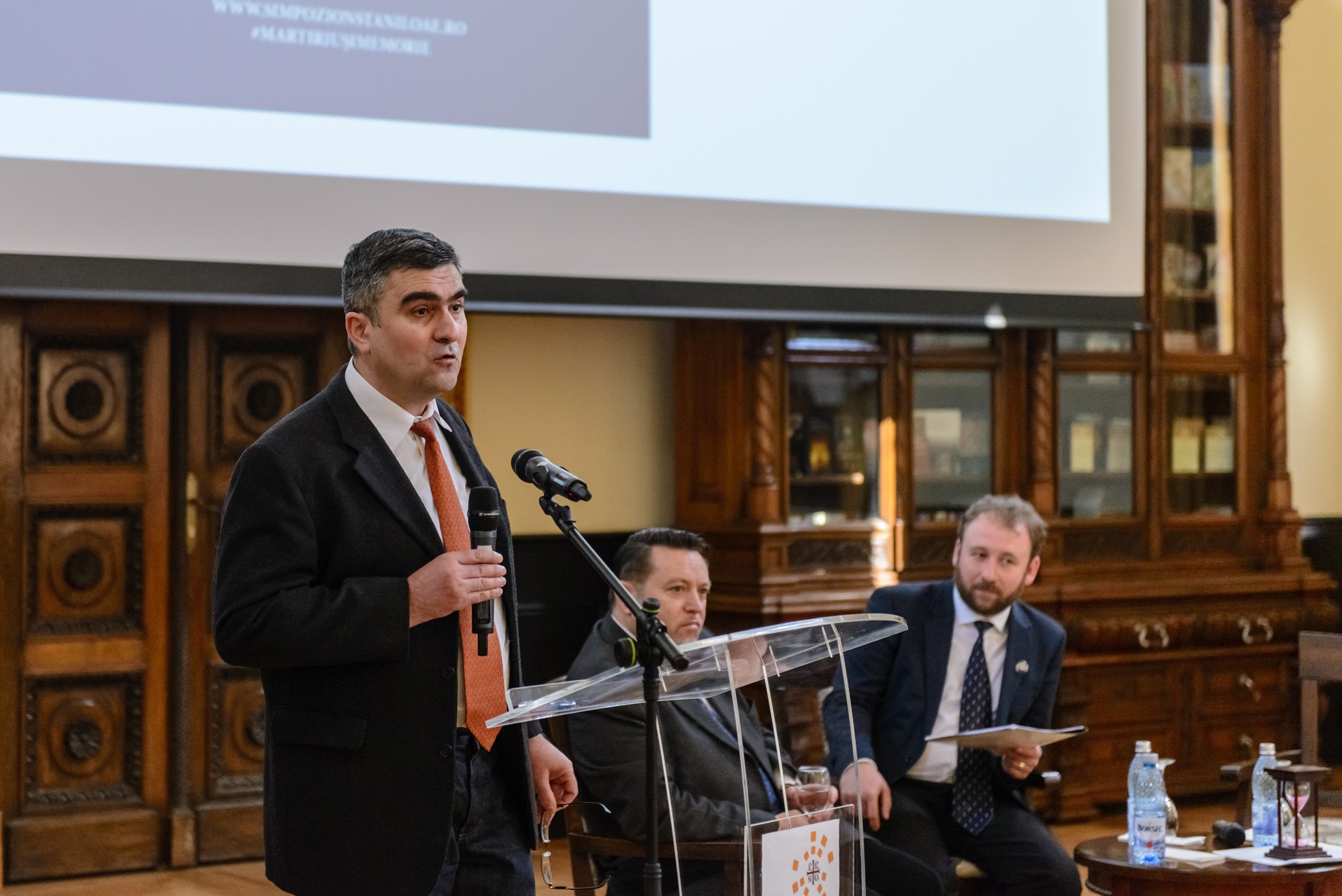 Simpozionul de la Iași: „Este nevoie de o continuă familiarizare cu ceea ce s-a întâmplat în închisori”